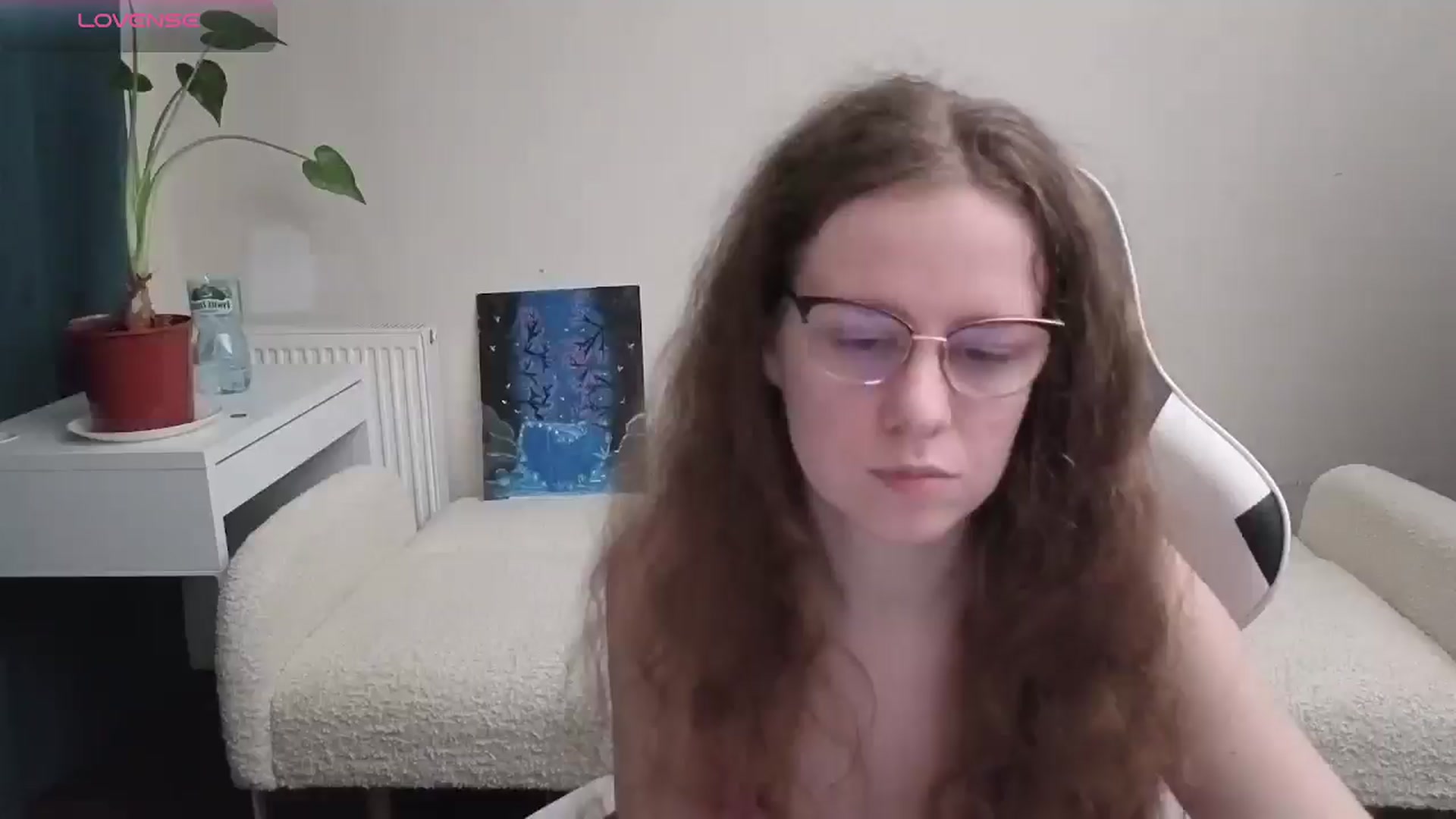 Gallery image thumbnail from BlueFlowerr's myfreecams stream on, 03/30/2026, 21:11 image 6 of 20