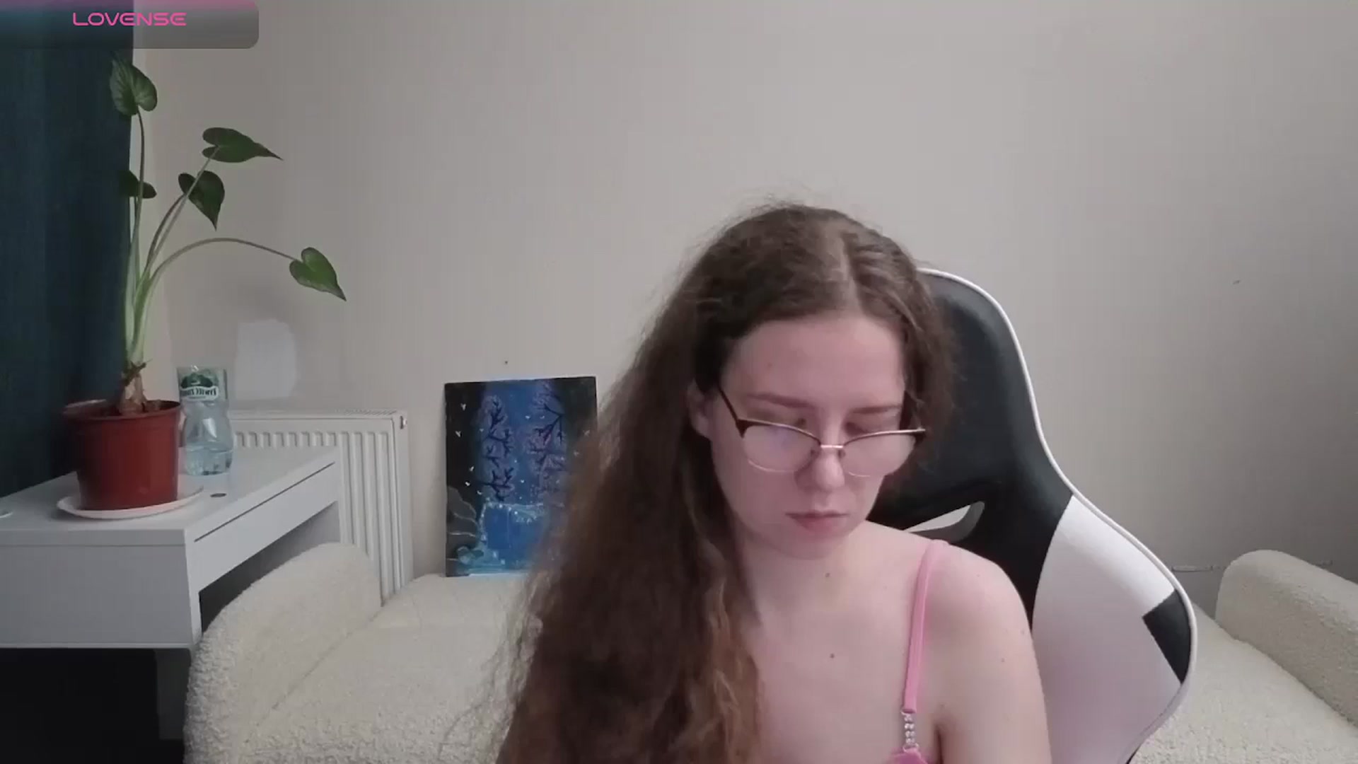 Gallery image thumbnail from BlueFlowerr's myfreecams stream on, 03/30/2026, 21:11 image 16 of 20