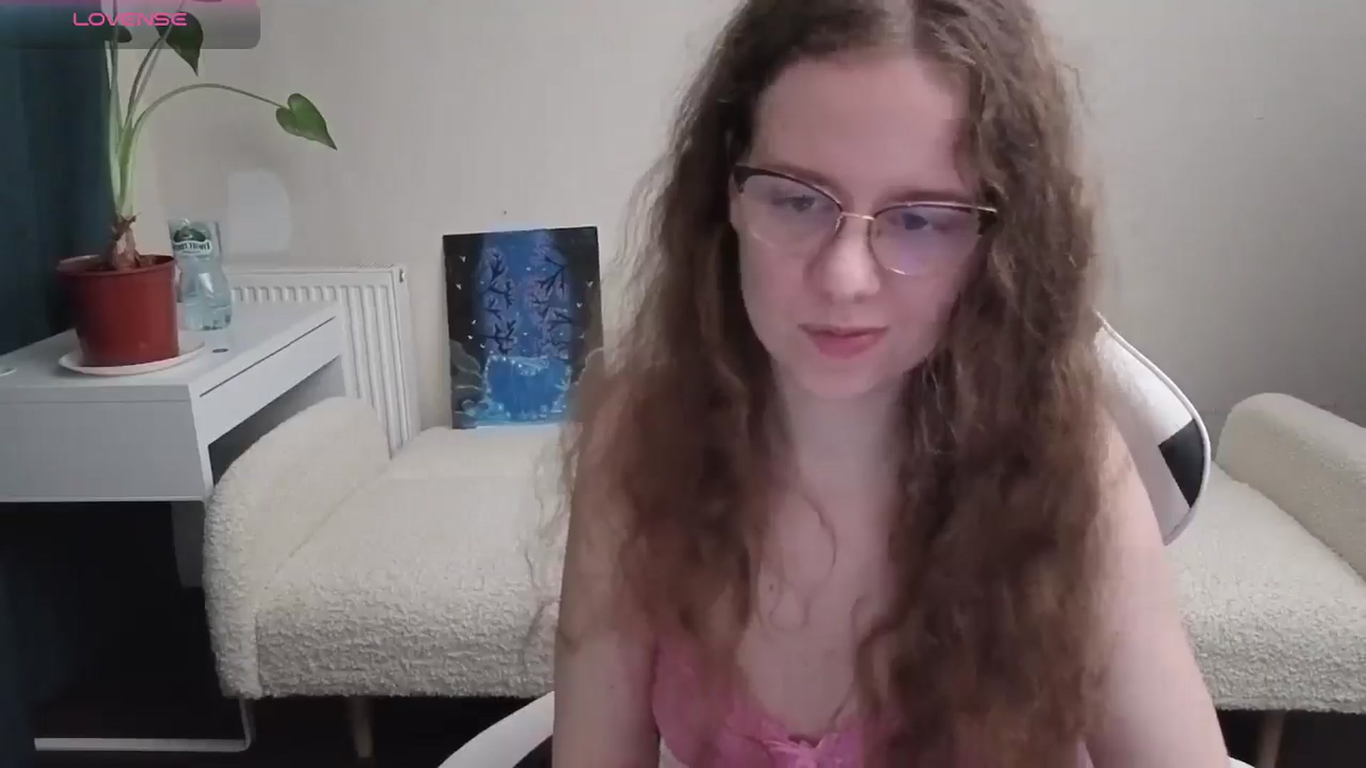 Gallery image thumbnail from BlueFlowerr's myfreecams stream on, 03/30/2026, 21:11 image 3 of 20