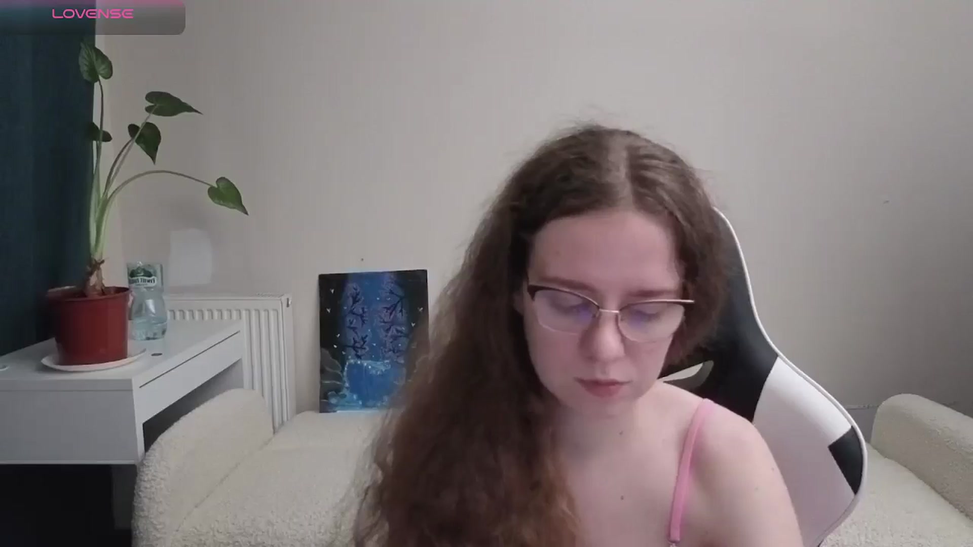 Gallery image thumbnail from BlueFlowerr's myfreecams stream on, 03/30/2026, 21:11 image 20 of 20
