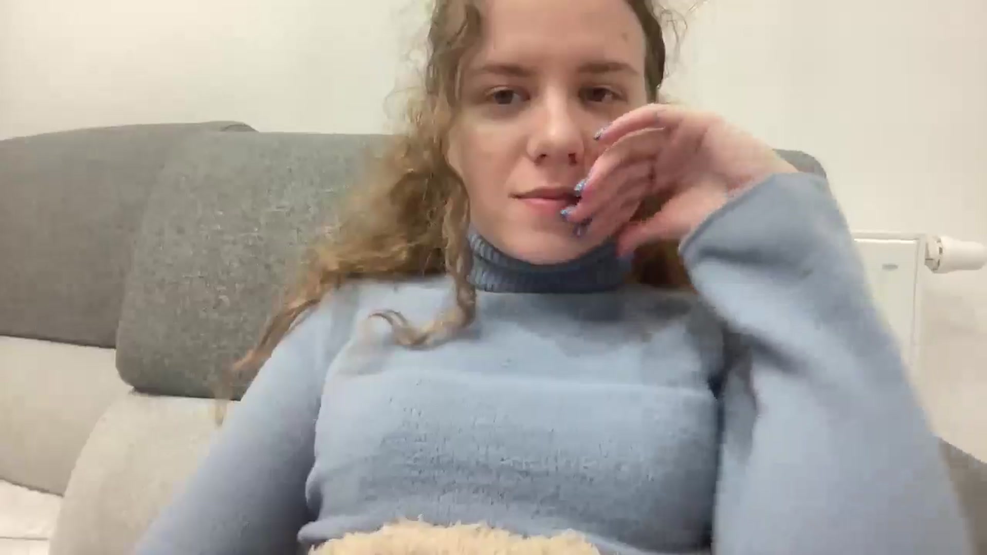 Gallery image thumbnail from BlueFlowerr's myfreecams stream on, 03/31/2026, 23:18 image 14 of 20