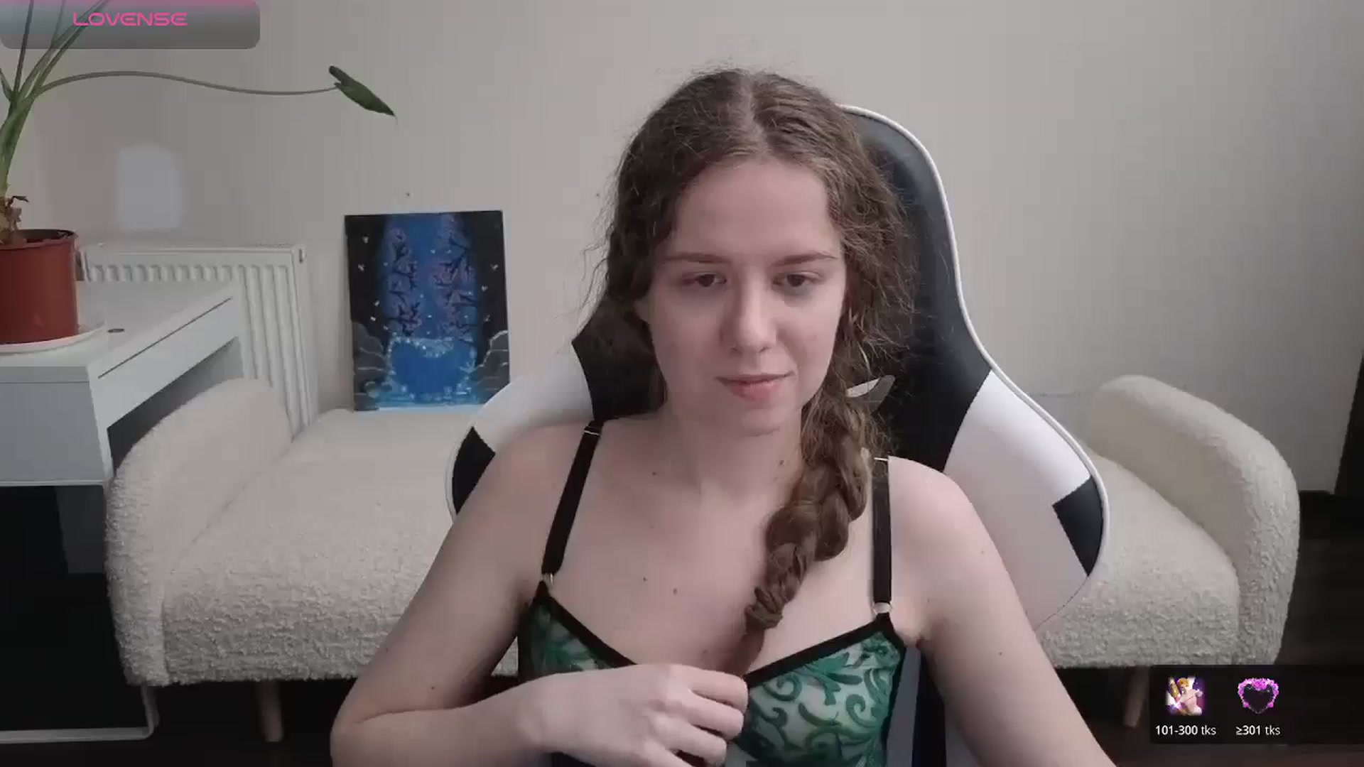 Gallery image thumbnail from BlueFlowerr's myfreecams stream on, 04/01/2026, 17:33 image 20 of 20