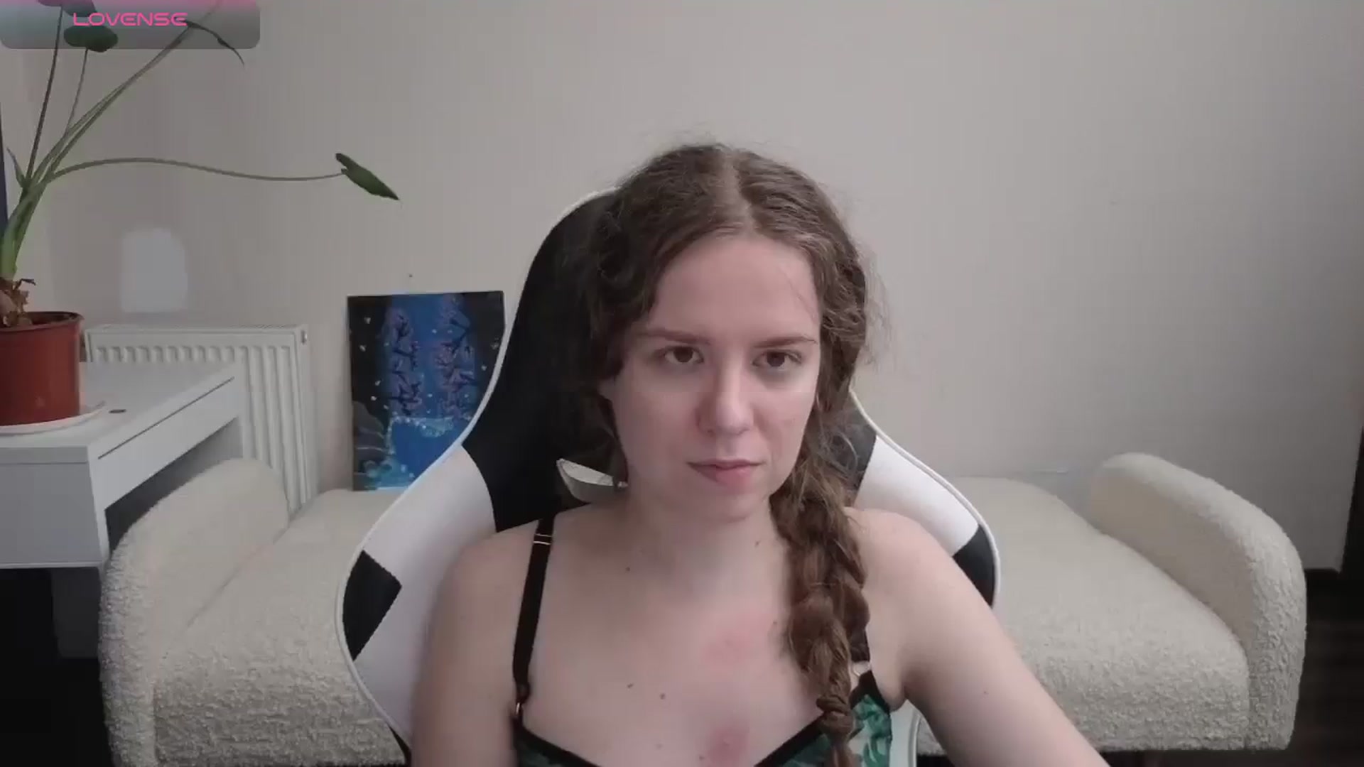 Gallery image thumbnail from BlueFlowerr's myfreecams stream on, 04/01/2026, 18:27 image 4 of 20