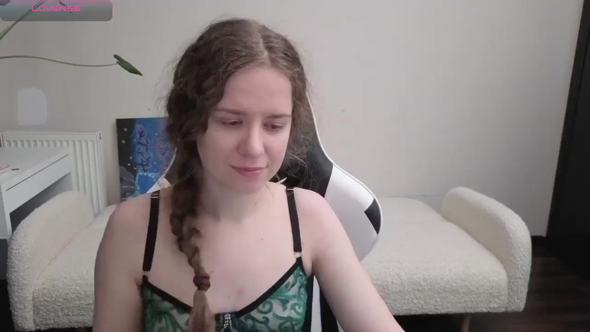 Gallery image thumbnail from BlueFlowerr's myfreecams stream on, 04/01/2026, 19:47 image 13 of 20