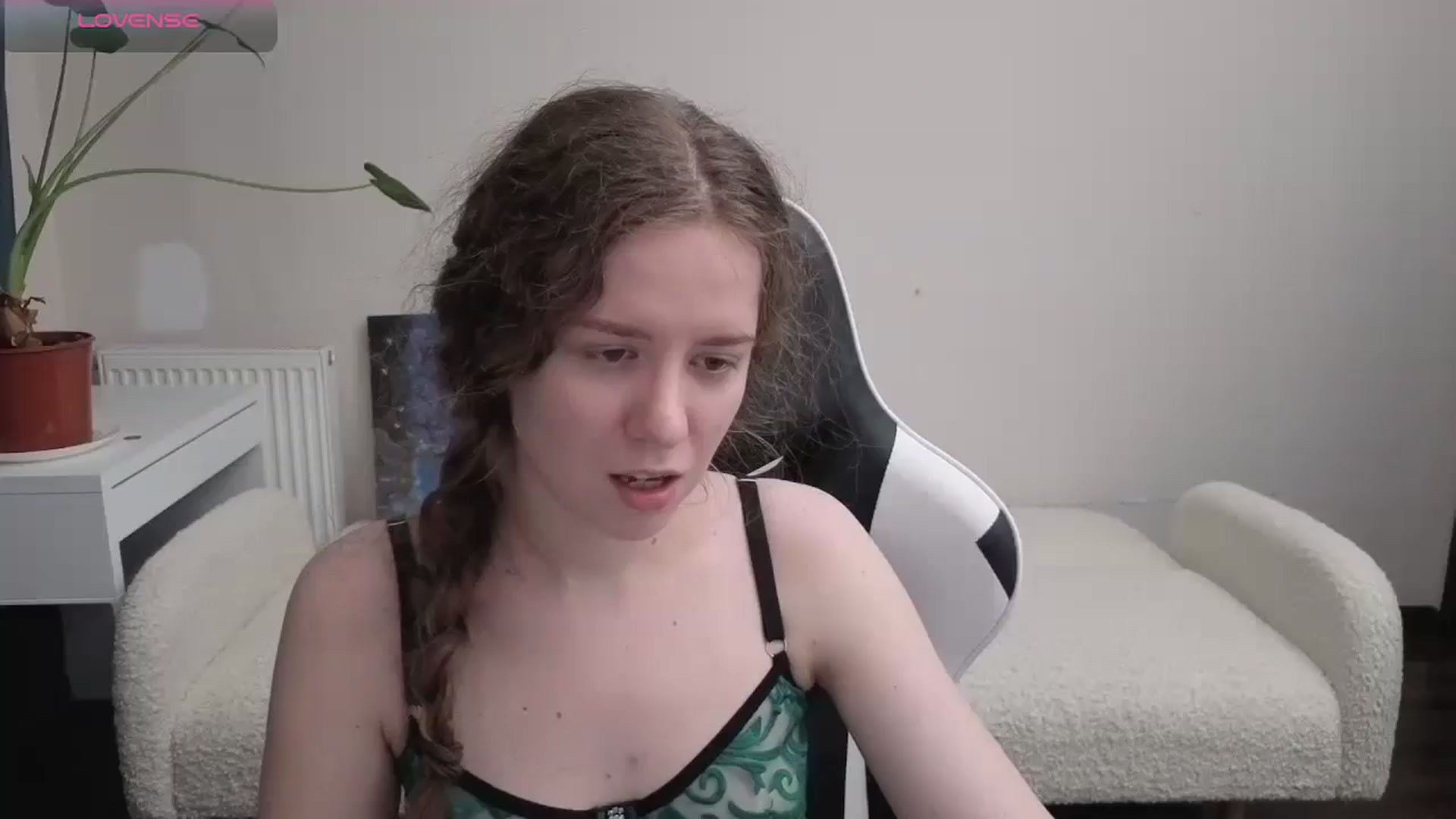 Gallery image thumbnail from BlueFlowerr's myfreecams stream on, 04/01/2026, 19:47 image 1 of 20