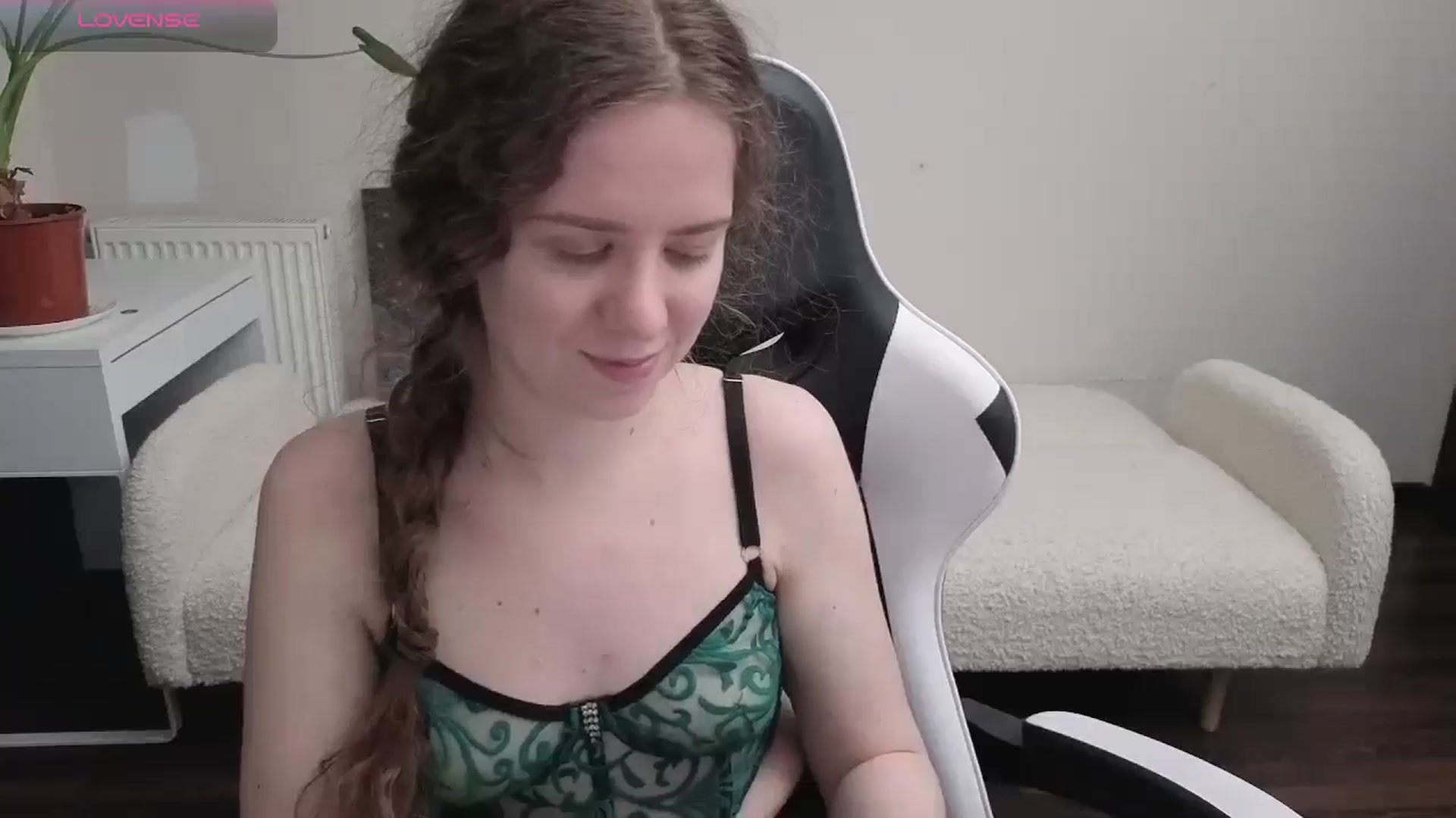 Gallery image thumbnail from BlueFlowerr's myfreecams stream on, 04/01/2026, 19:47 image 3 of 20