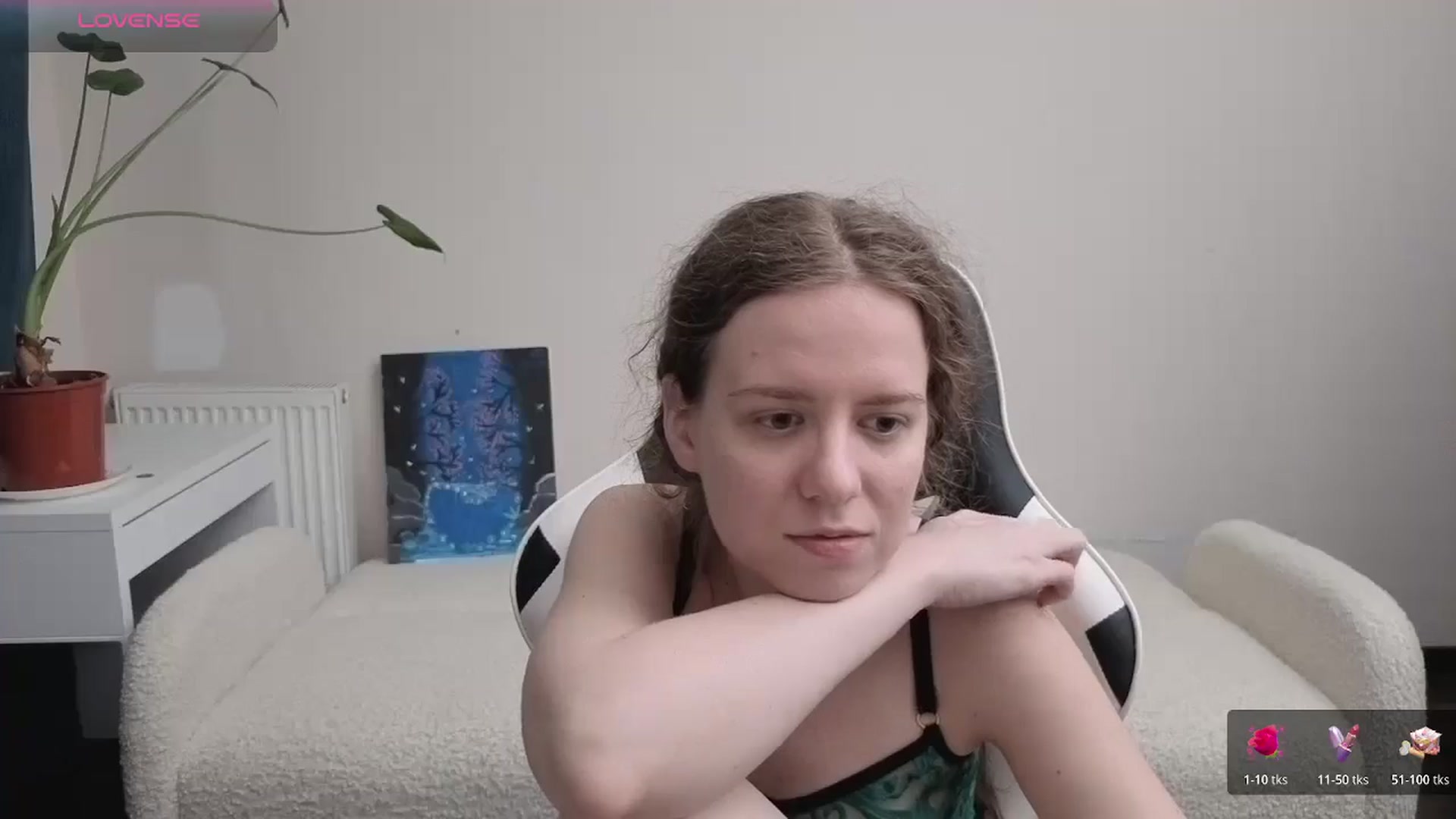 Gallery image thumbnail from BlueFlowerr's myfreecams stream on, 04/01/2026, 22:59 image 16 of 20