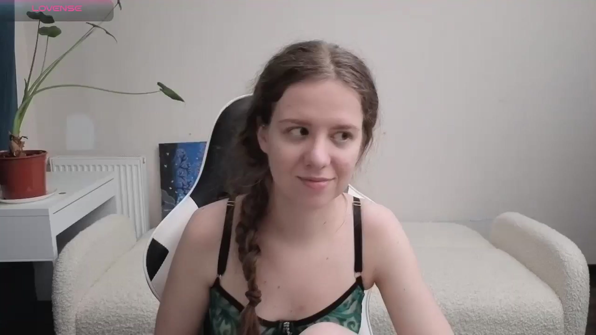 Gallery image thumbnail from BlueFlowerr's myfreecams stream on, 04/01/2026, 22:59 image 1 of 20