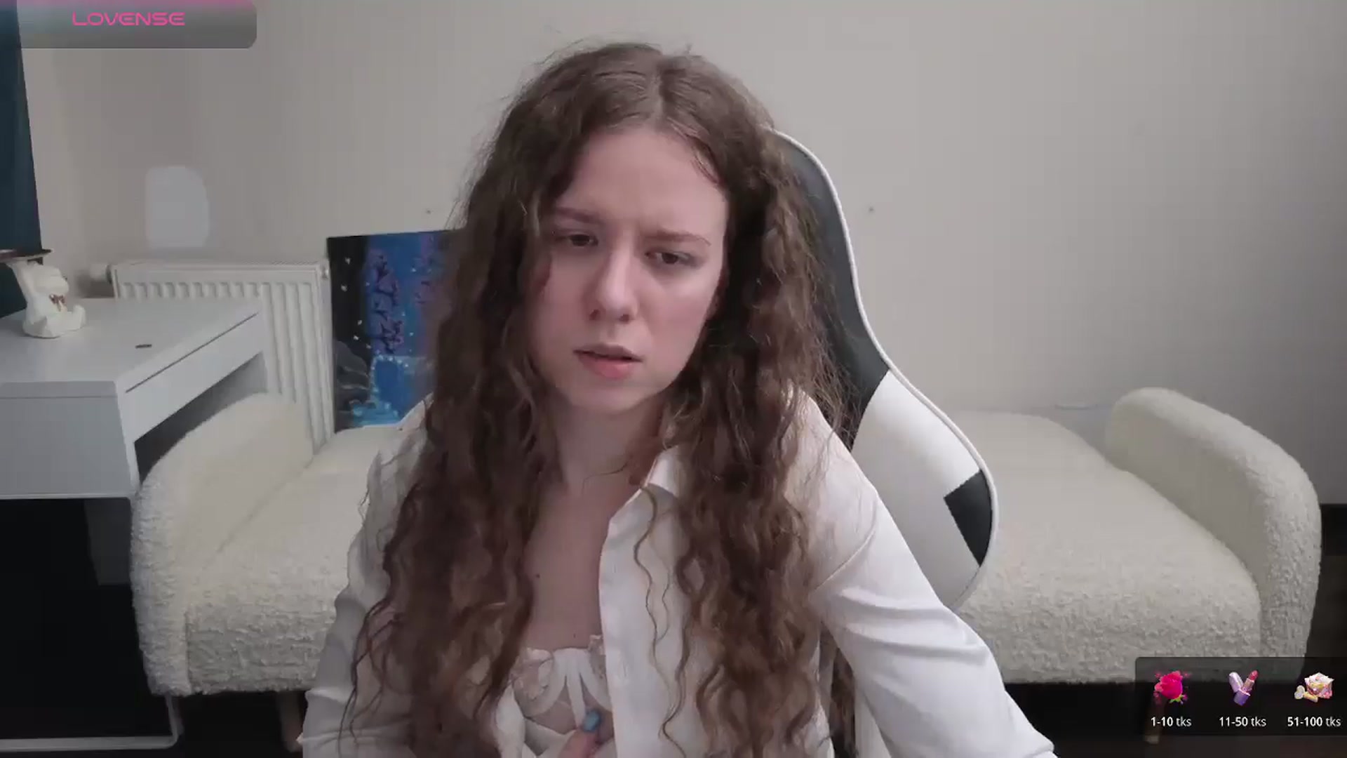 Gallery image thumbnail from BlueFlowerr's myfreecams stream on, 04/04/2026, 17:07 image 19 of 20