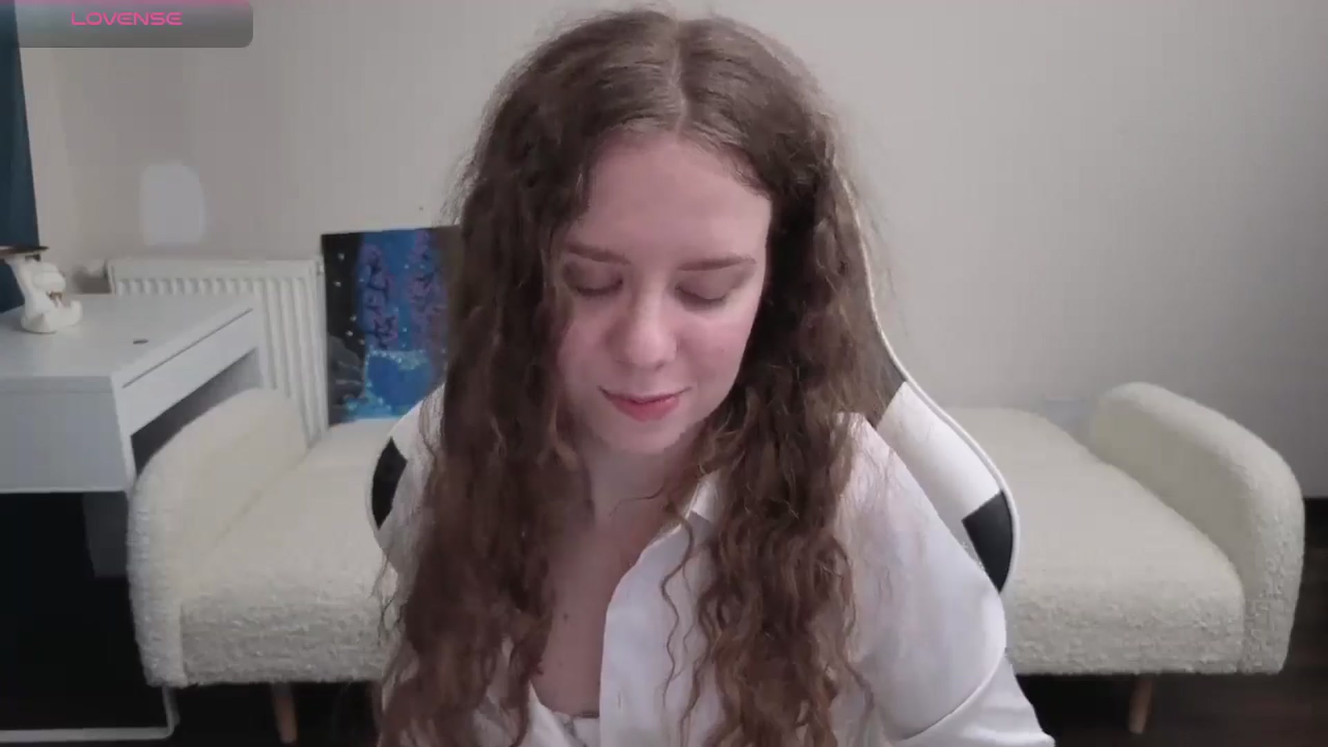 Gallery image thumbnail from BlueFlowerr's myfreecams stream on, 04/04/2026, 17:07 image 9 of 20