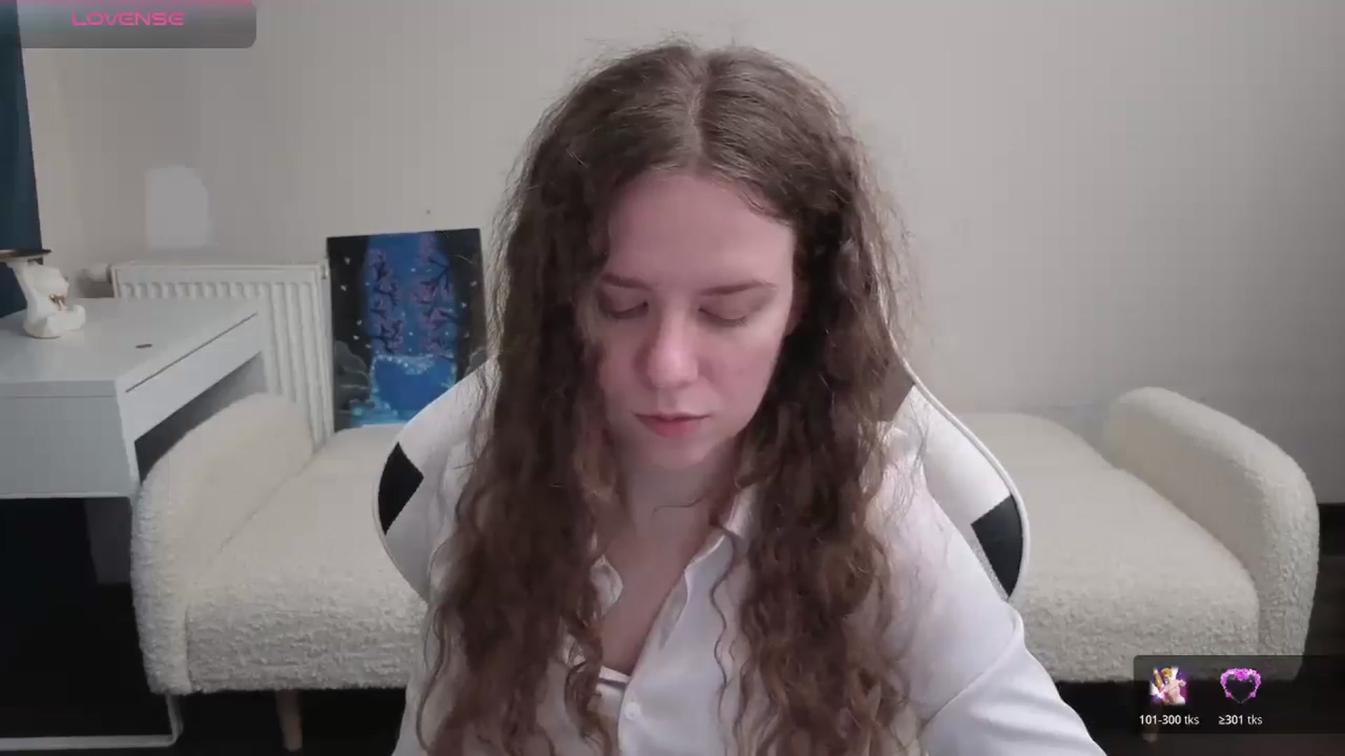 Gallery image thumbnail from BlueFlowerr's myfreecams stream on, 04/04/2026, 17:07 image 5 of 20