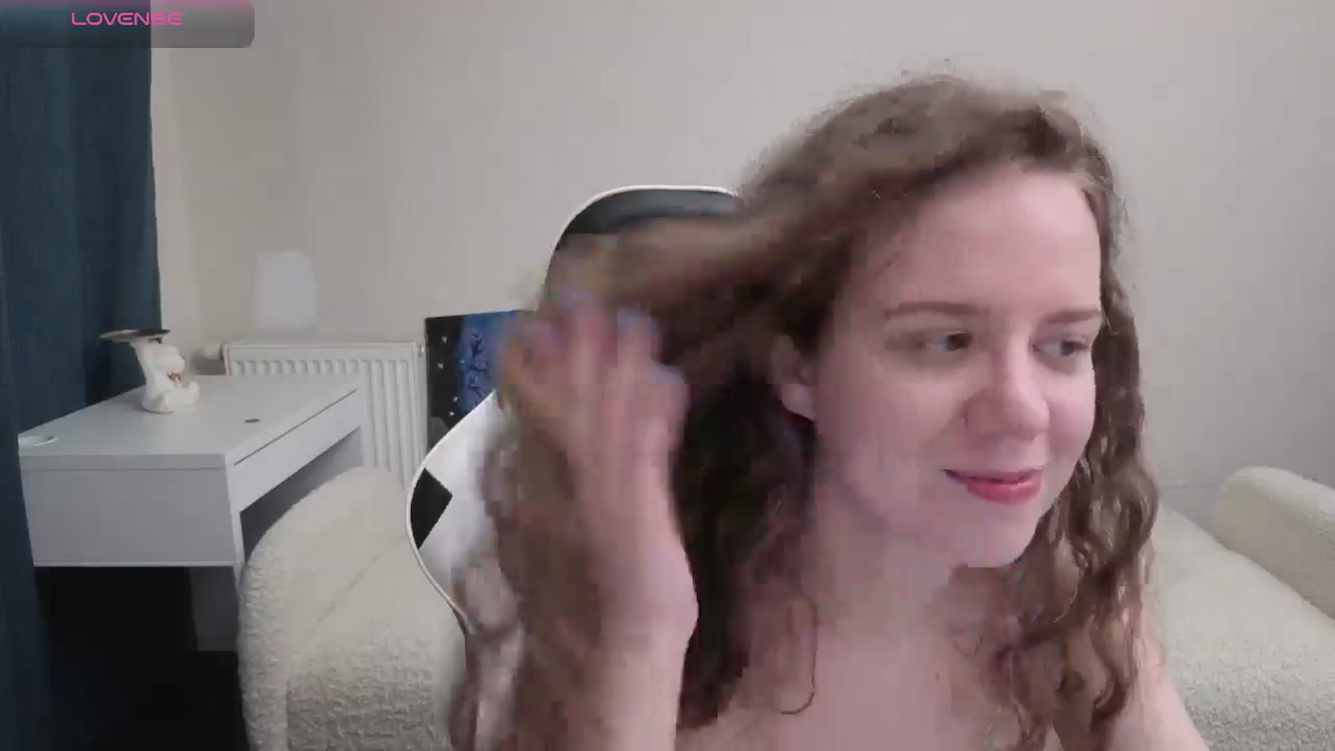 Gallery image thumbnail from BlueFlowerr's myfreecams stream on, 04/04/2026, 21:22 image 17 of 20
