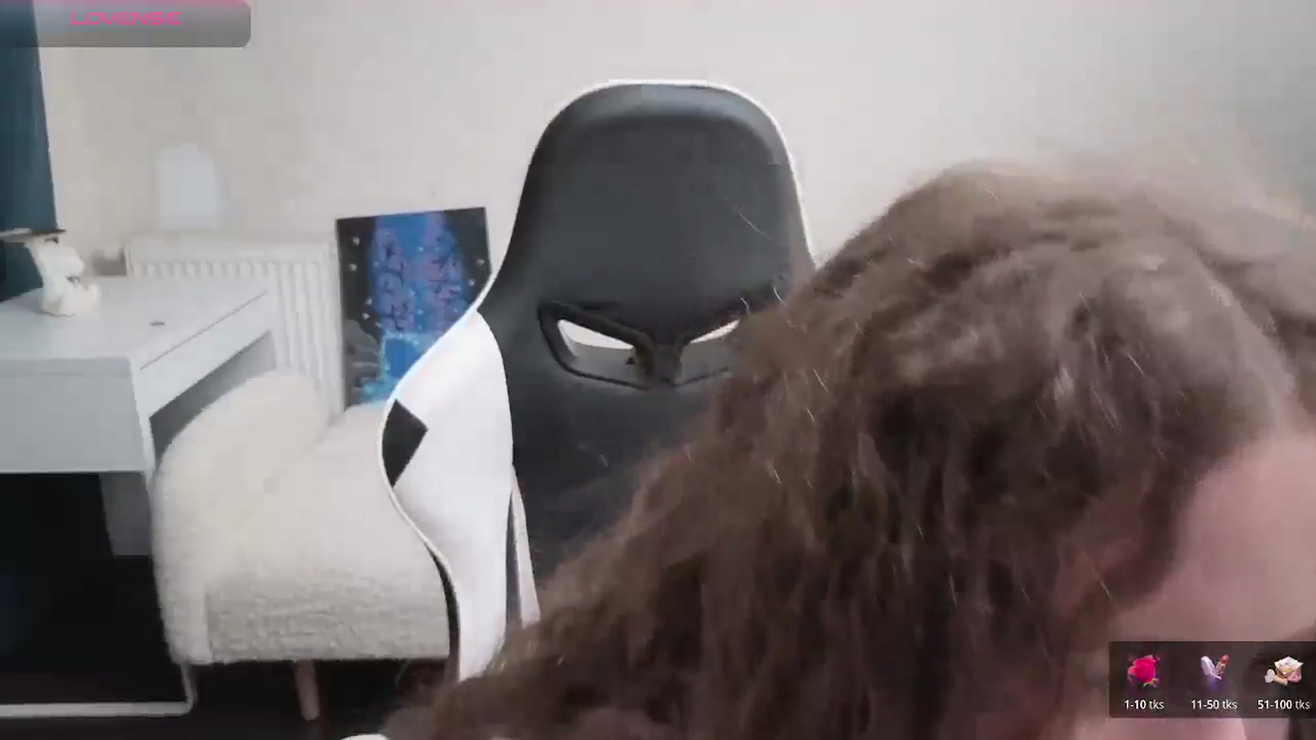 Gallery image thumbnail from BlueFlowerr's myfreecams stream on, 04/04/2026, 21:22 image 5 of 20