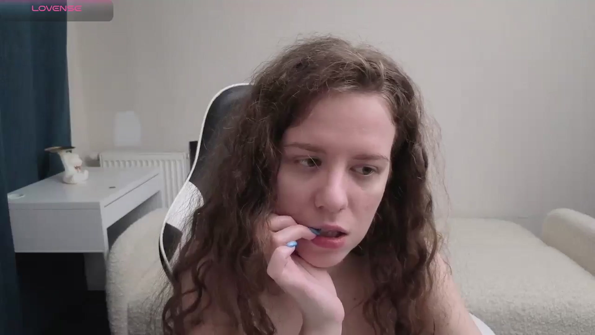 Gallery image thumbnail from BlueFlowerr's myfreecams stream on, 04/04/2026, 21:22 image 16 of 20