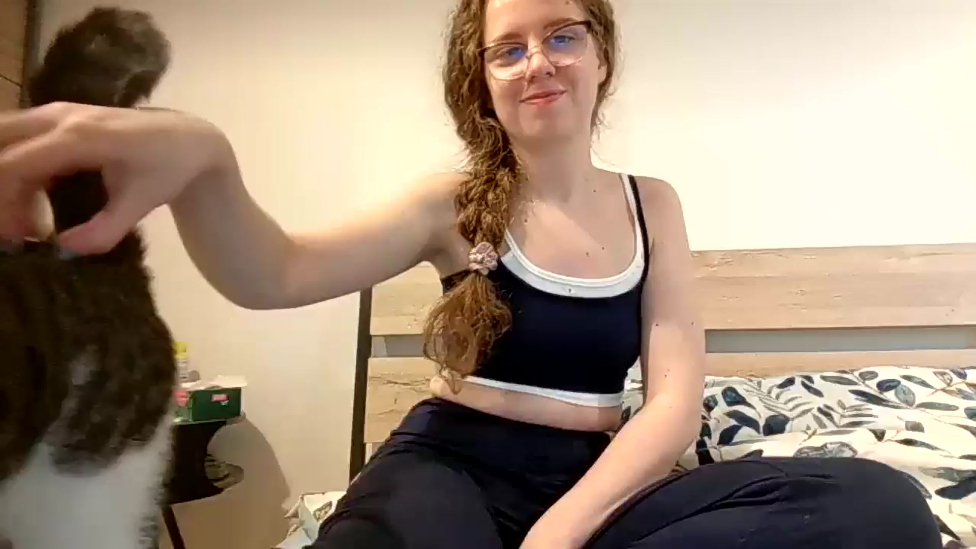 Gallery image thumbnail from BlueFlowerr's myfreecams stream on, 04/05/2026, 13:59 image 9 of 20