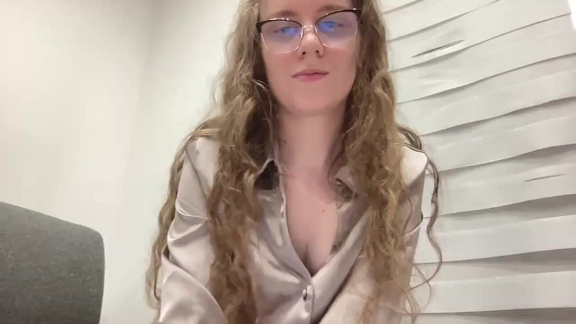 Gallery image thumbnail from BlueFlowerr's myfreecams stream on, 04/05/2026, 21:30 image 11 of 20