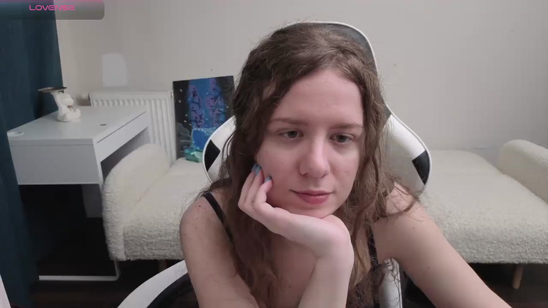 Gallery image thumbnail from BlueFlowerr's myfreecams stream on, 04/06/2026, 18:29 image 9 of 20