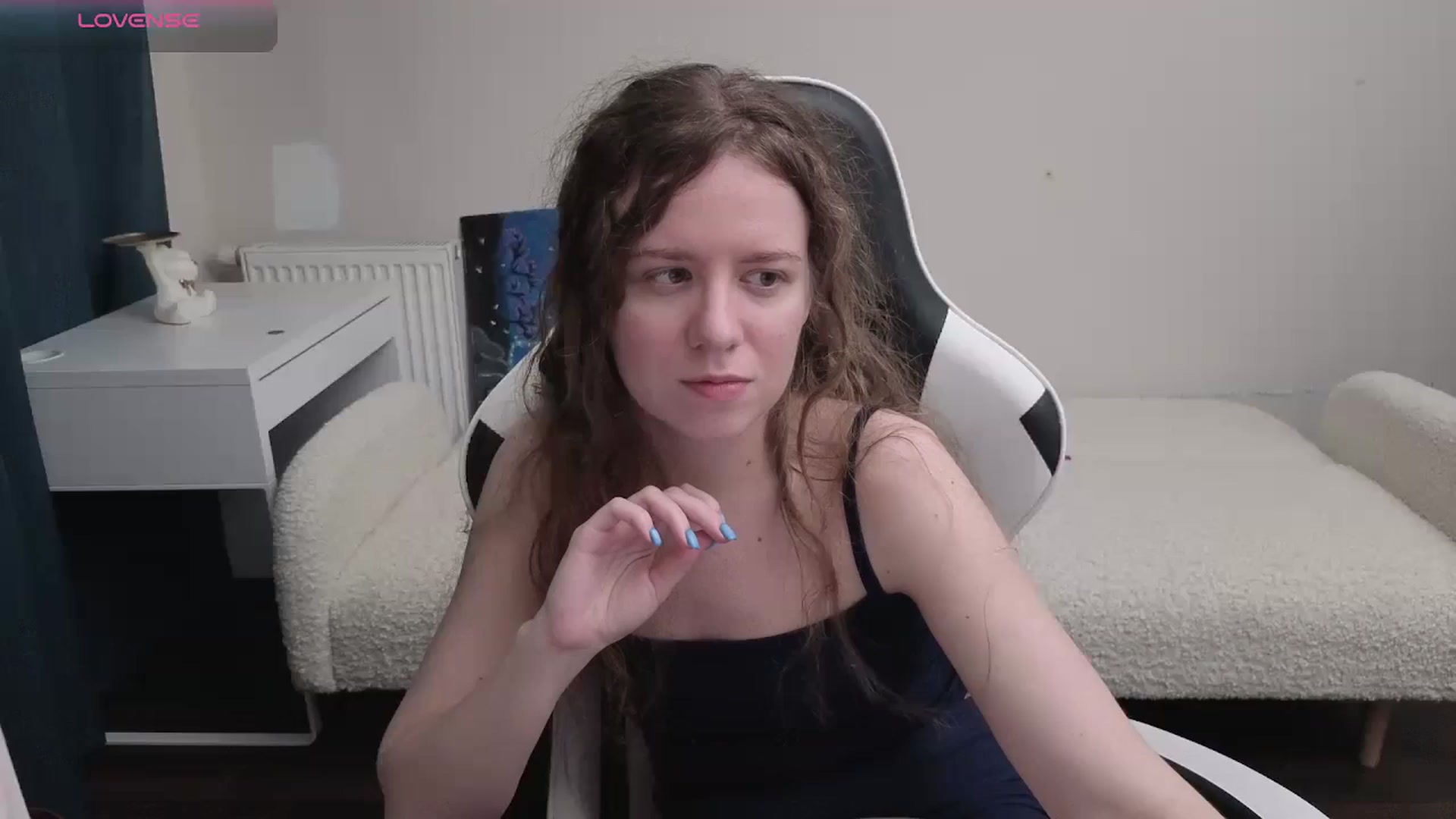 Gallery image thumbnail from BlueFlowerr's myfreecams stream on, 04/06/2026, 18:48 image 17 of 20