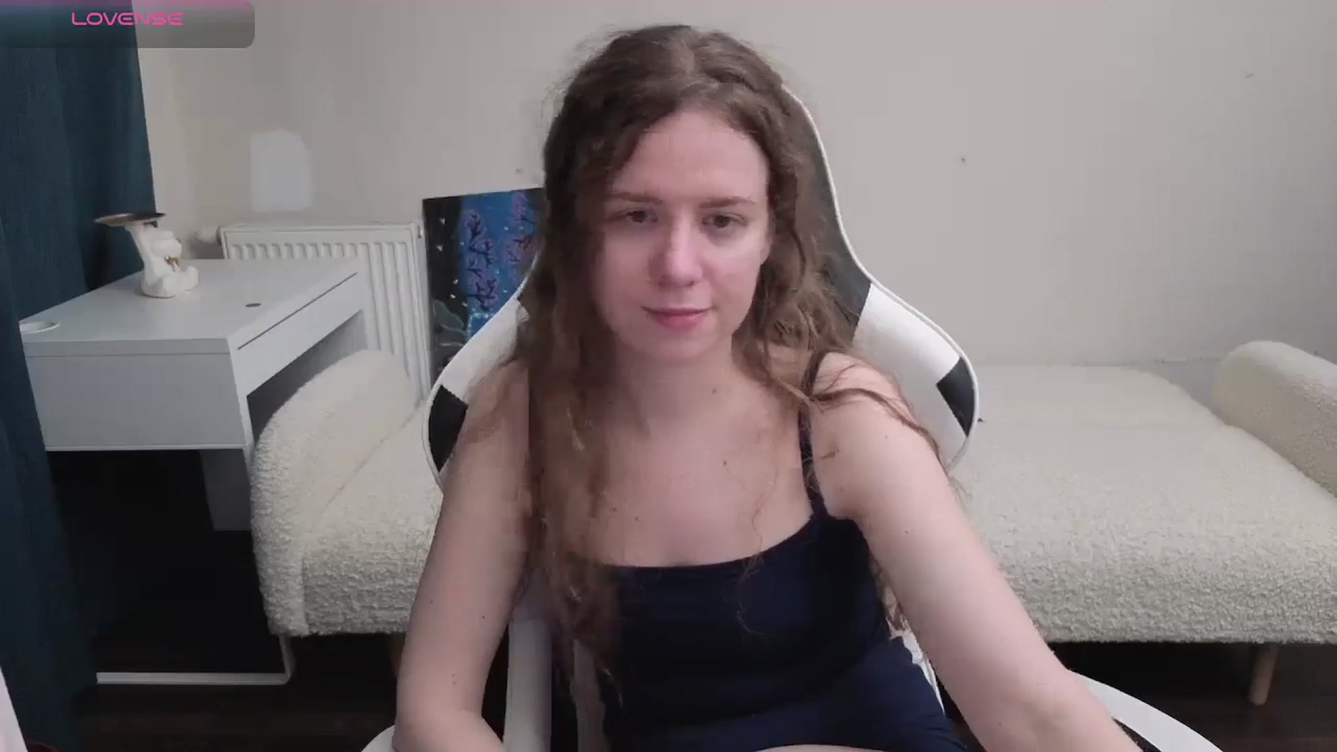 Gallery image thumbnail from BlueFlowerr's myfreecams stream on, 04/06/2026, 18:48 image 4 of 20