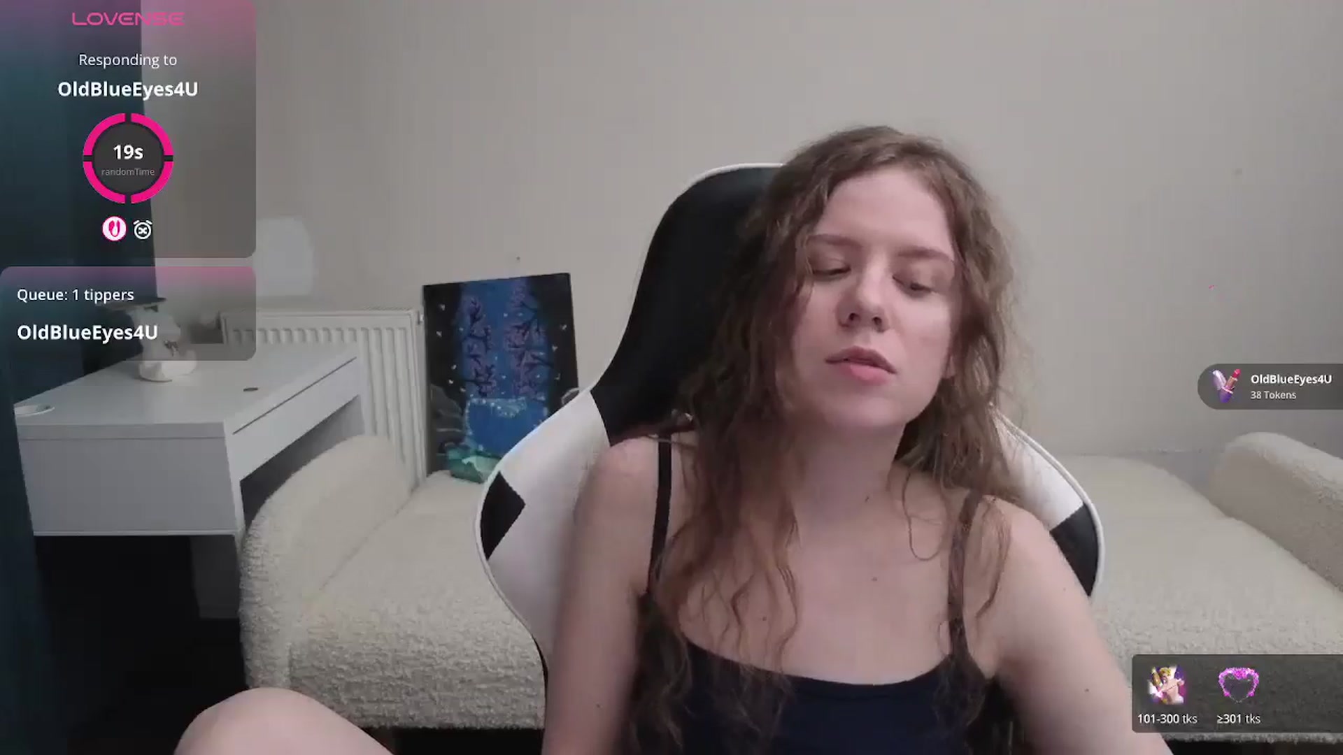 Gallery image thumbnail from BlueFlowerr's myfreecams stream on, 04/06/2026, 20:58 image 3 of 20