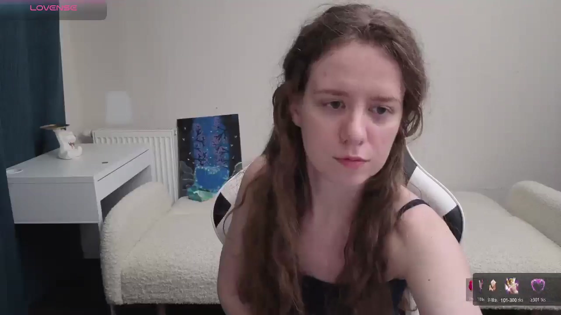 Gallery image thumbnail from BlueFlowerr's myfreecams stream on, 04/06/2026, 22:01 image 18 of 20