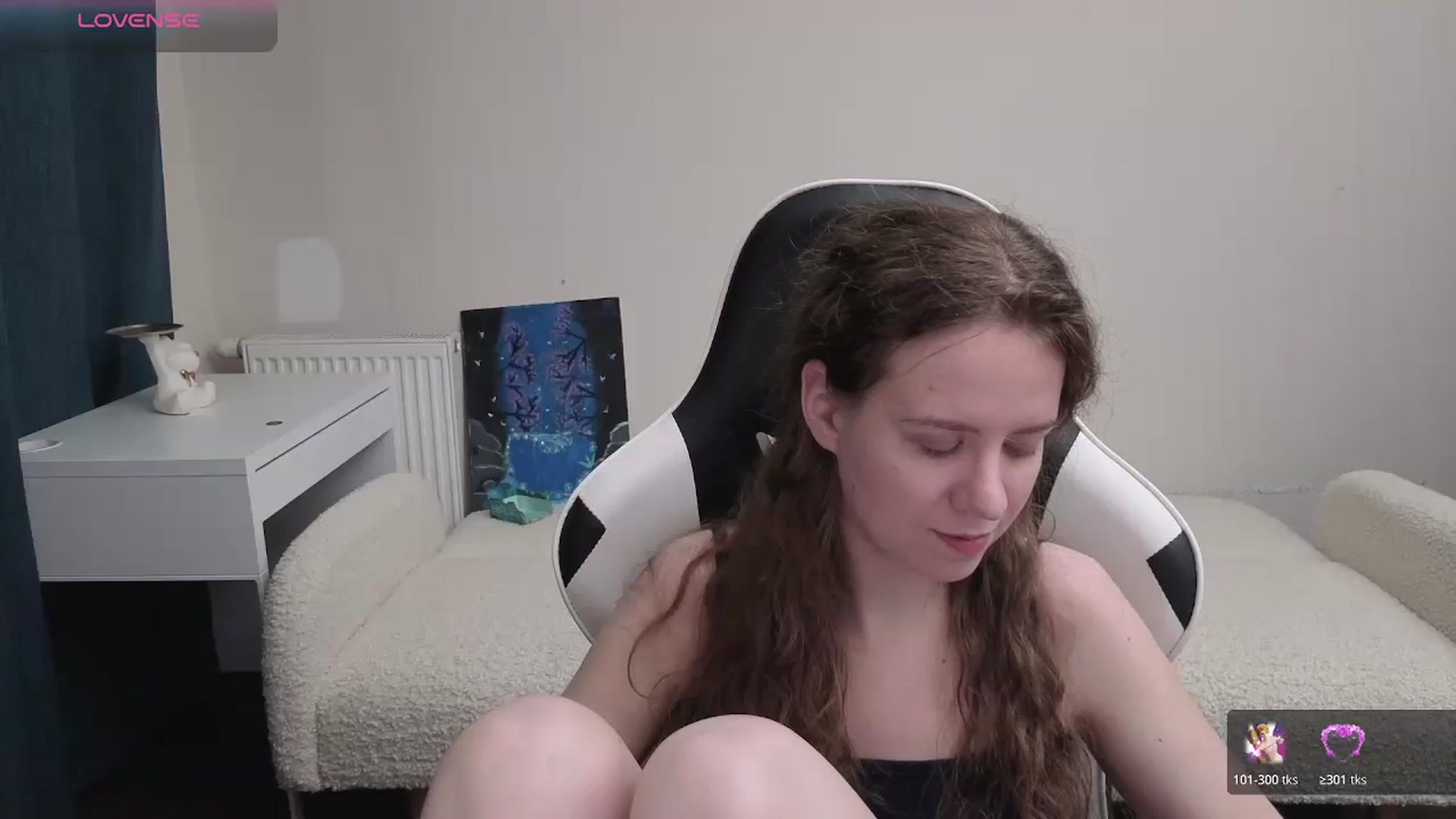 Gallery image thumbnail from BlueFlowerr's myfreecams stream on, 04/06/2026, 22:01 image 16 of 20