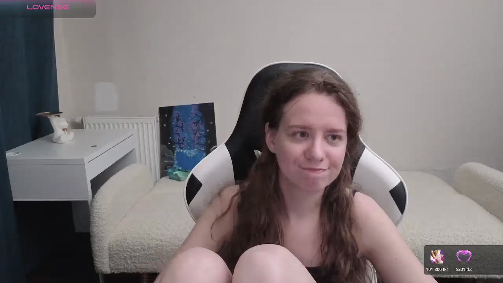 Gallery image thumbnail from BlueFlowerr's myfreecams stream on, 04/06/2026, 22:01 image 15 of 20