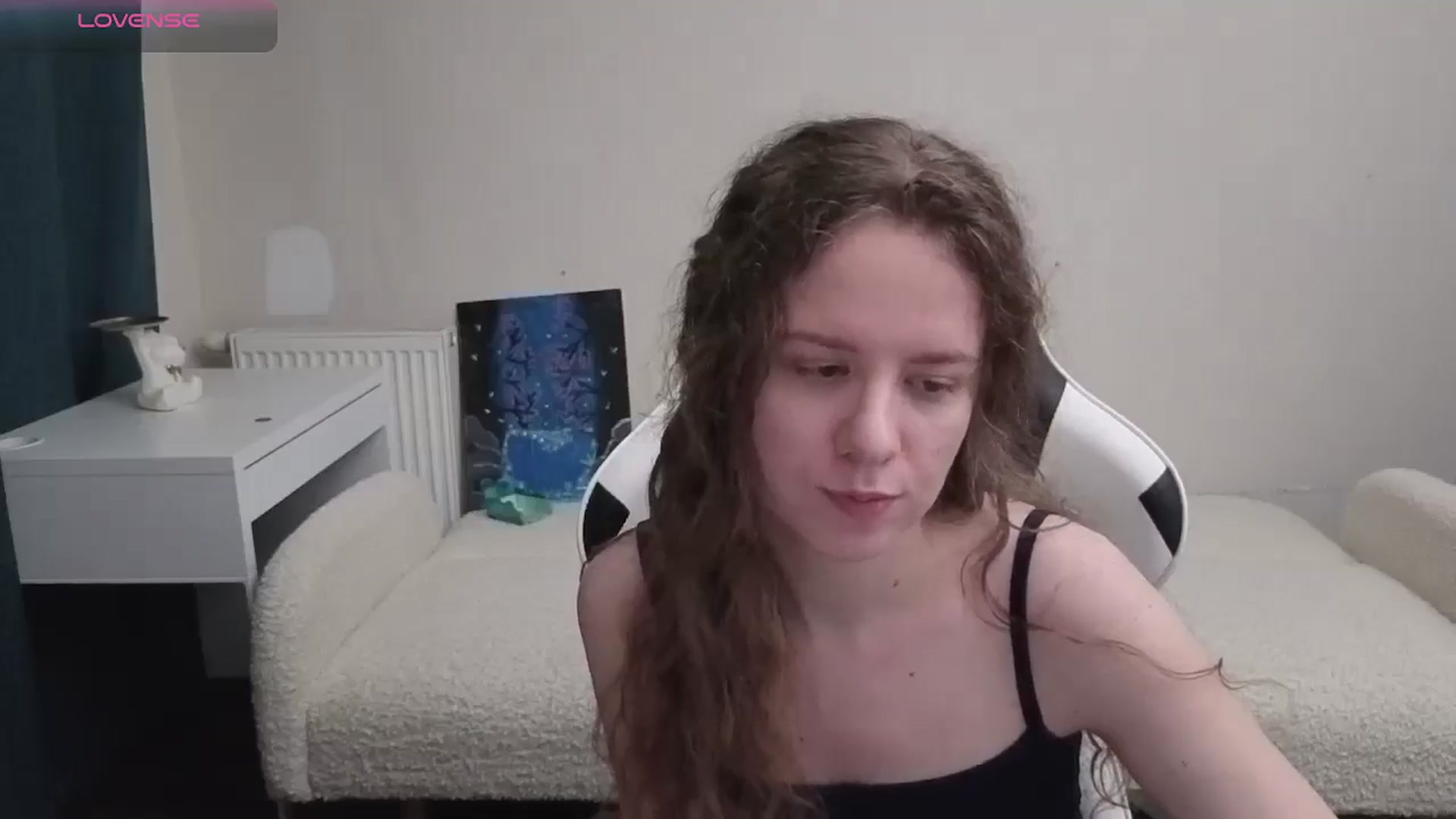 Gallery image thumbnail from BlueFlowerr's myfreecams stream on, 04/06/2026, 23:21 image 18 of 20
