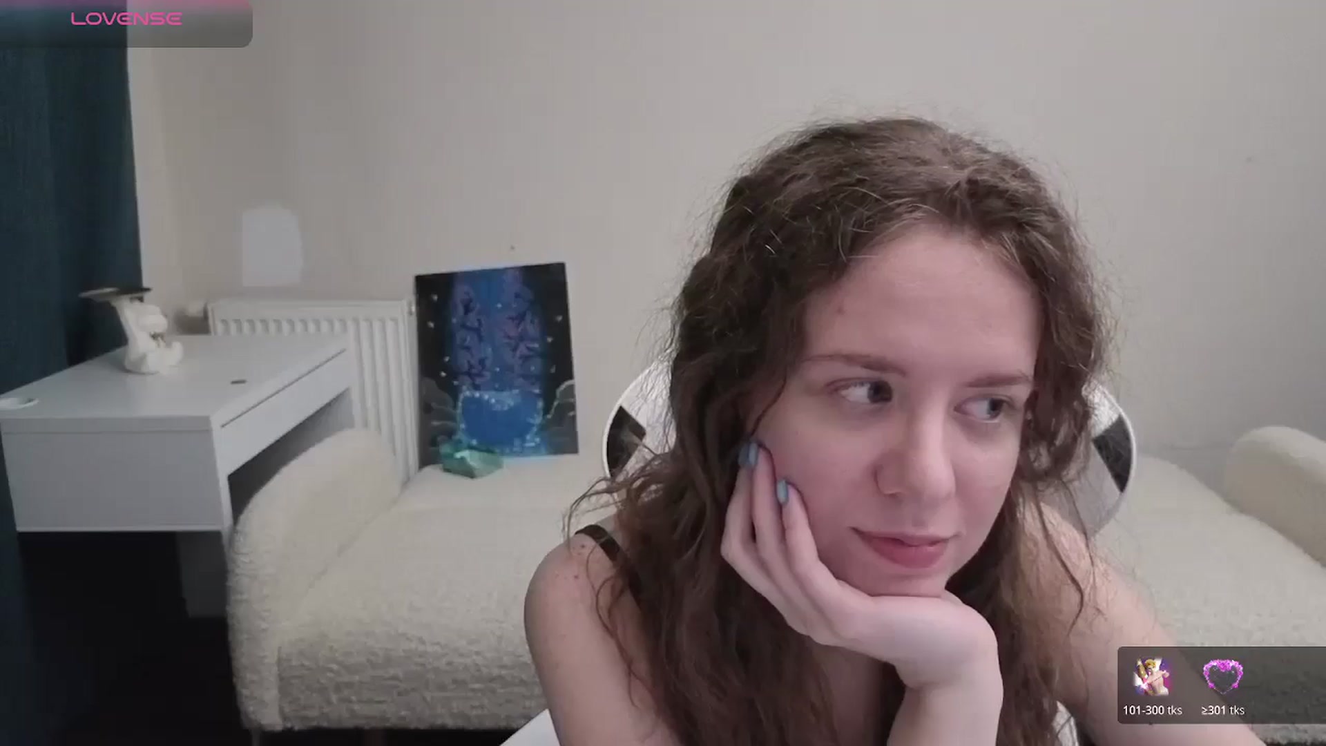 Gallery image thumbnail from BlueFlowerr's myfreecams stream on, 04/06/2026, 23:21 image 11 of 20