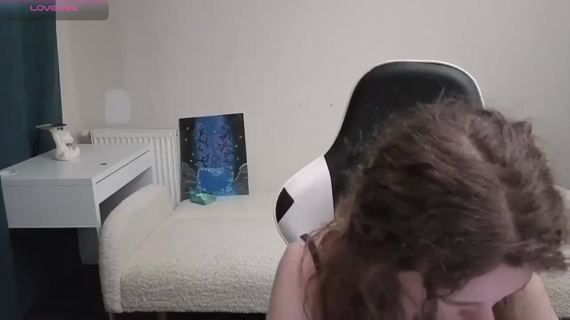 Gallery image thumbnail from BlueFlowerr's myfreecams stream on, 04/06/2026, 23:21 image 9 of 20