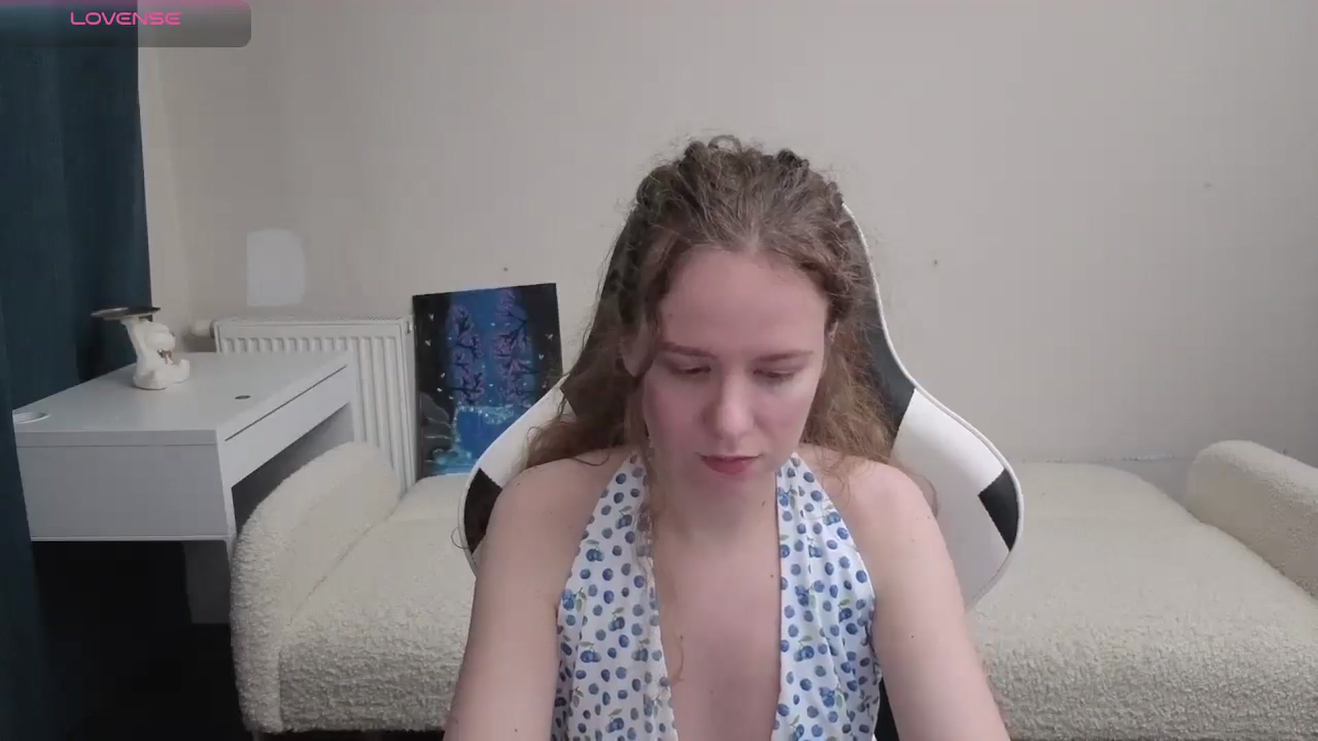 Gallery image thumbnail from BlueFlowerr's myfreecams stream on, 04/07/2026, 21:20 image 18 of 20