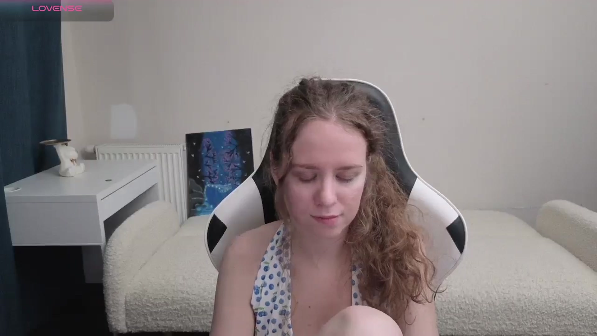 Gallery image thumbnail from BlueFlowerr's myfreecams stream on, 04/07/2026, 21:20 image 12 of 20