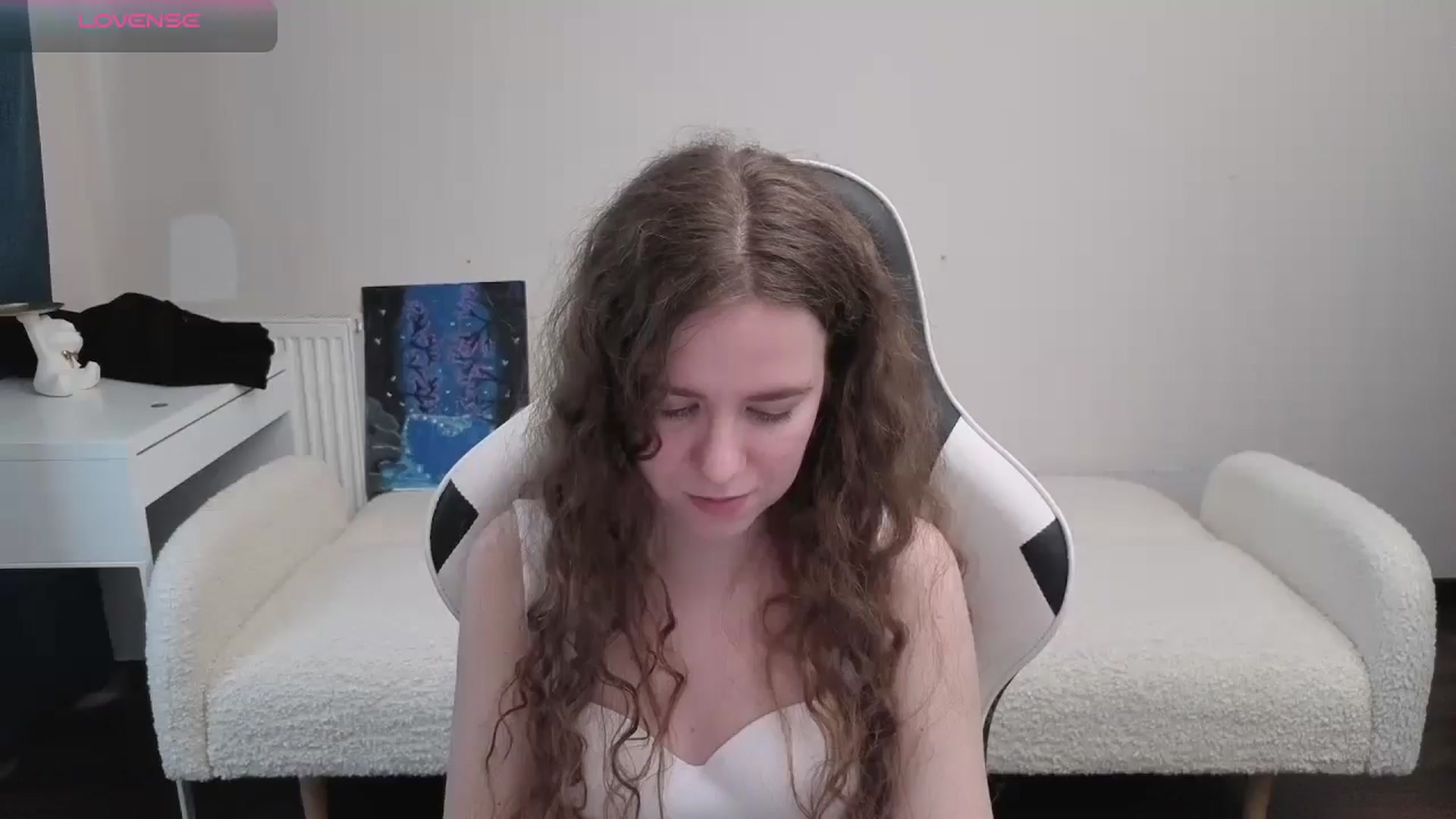 Gallery image thumbnail from BlueFlowerr's myfreecams stream on, 04/09/2026, 15:54 image 9 of 20