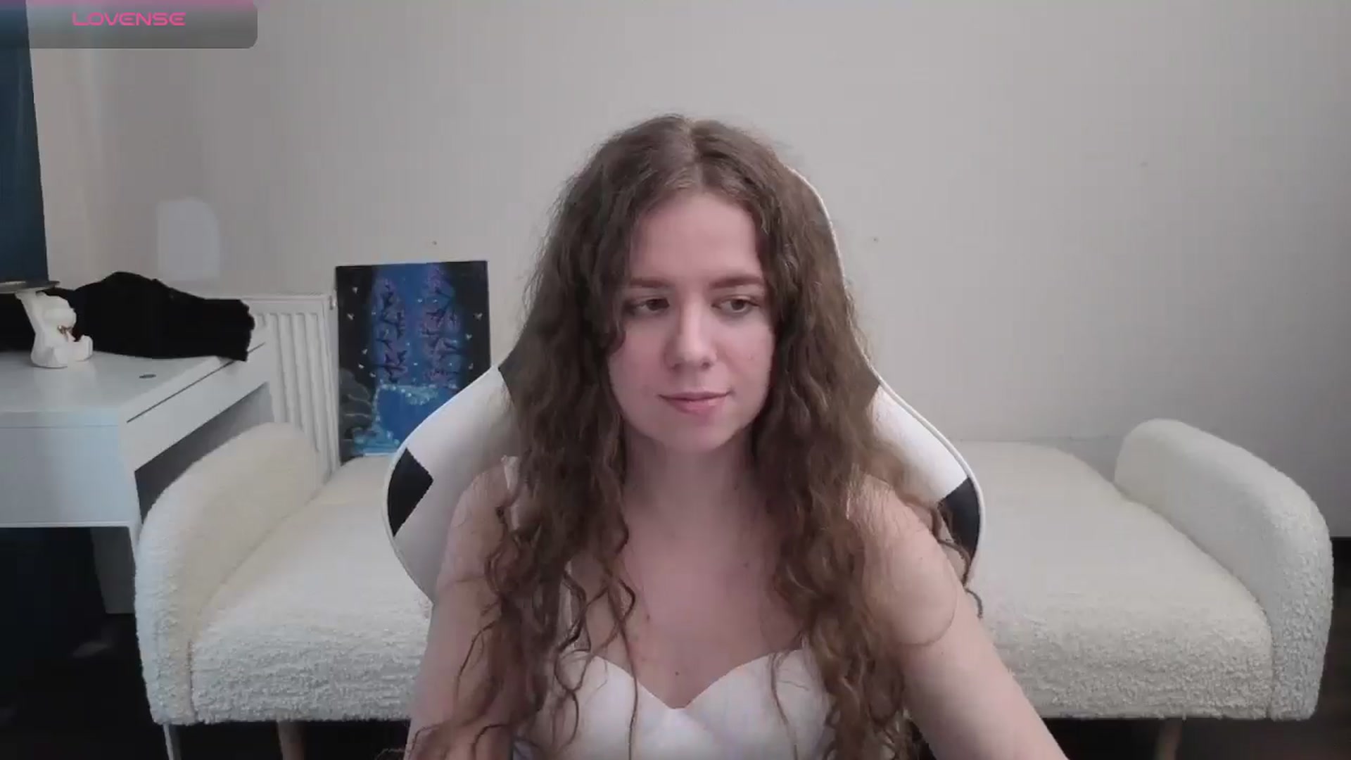 Gallery image thumbnail from BlueFlowerr's myfreecams stream on, 04/09/2026, 15:54 image 6 of 20