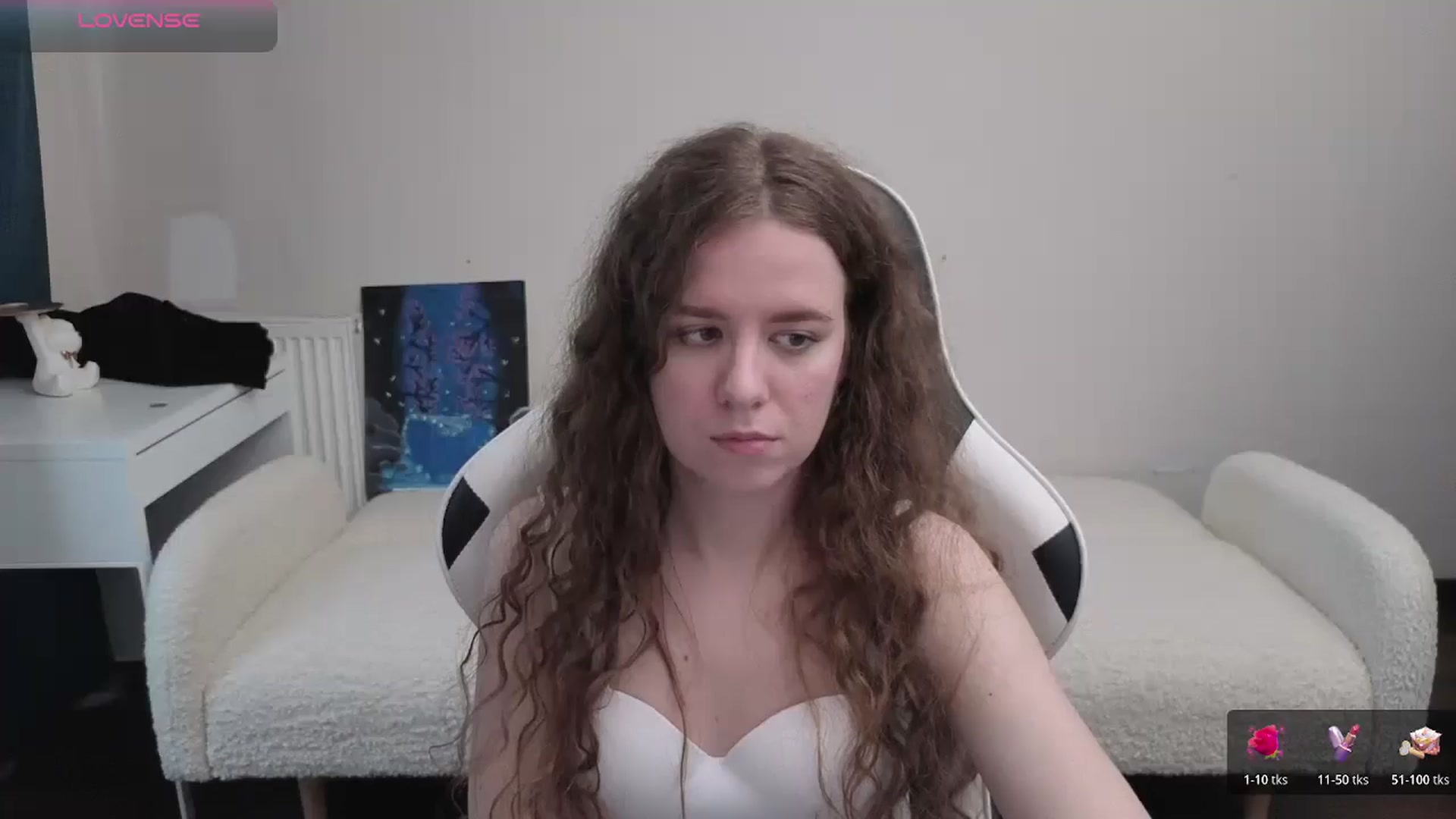 Gallery image thumbnail from BlueFlowerr's myfreecams stream on, 04/09/2026, 15:54 image 8 of 20