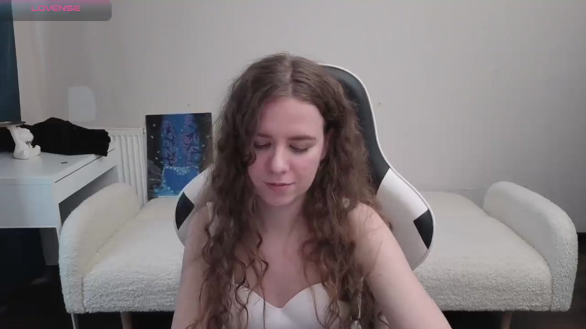 Gallery image thumbnail from BlueFlowerr's myfreecams stream on, 04/09/2026, 15:54 image 7 of 20