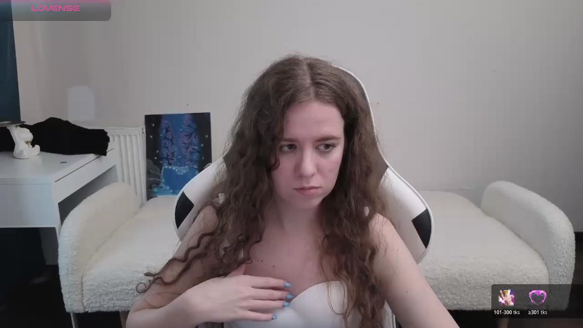 Gallery image thumbnail from BlueFlowerr's myfreecams stream on, 04/09/2026, 15:54 image 19 of 20