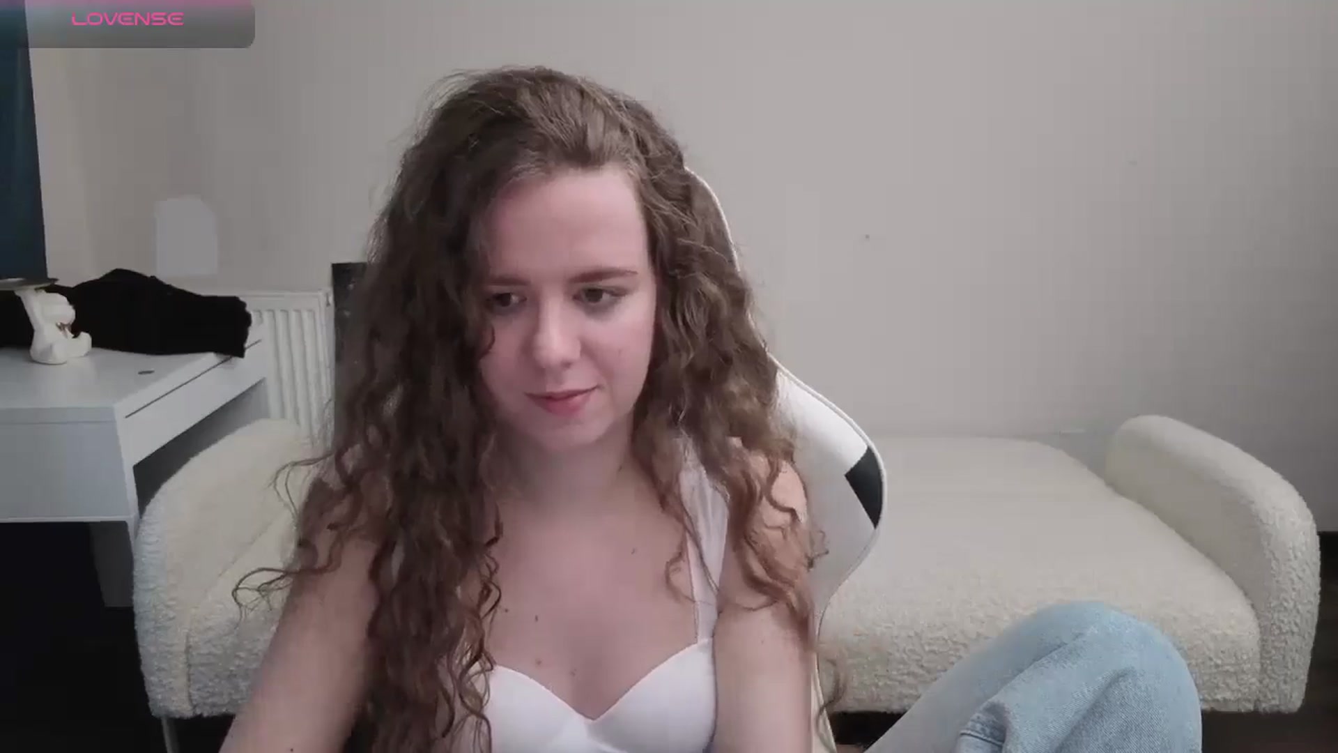 Gallery image thumbnail from BlueFlowerr's myfreecams stream on, 04/09/2026, 17:06 image 16 of 20