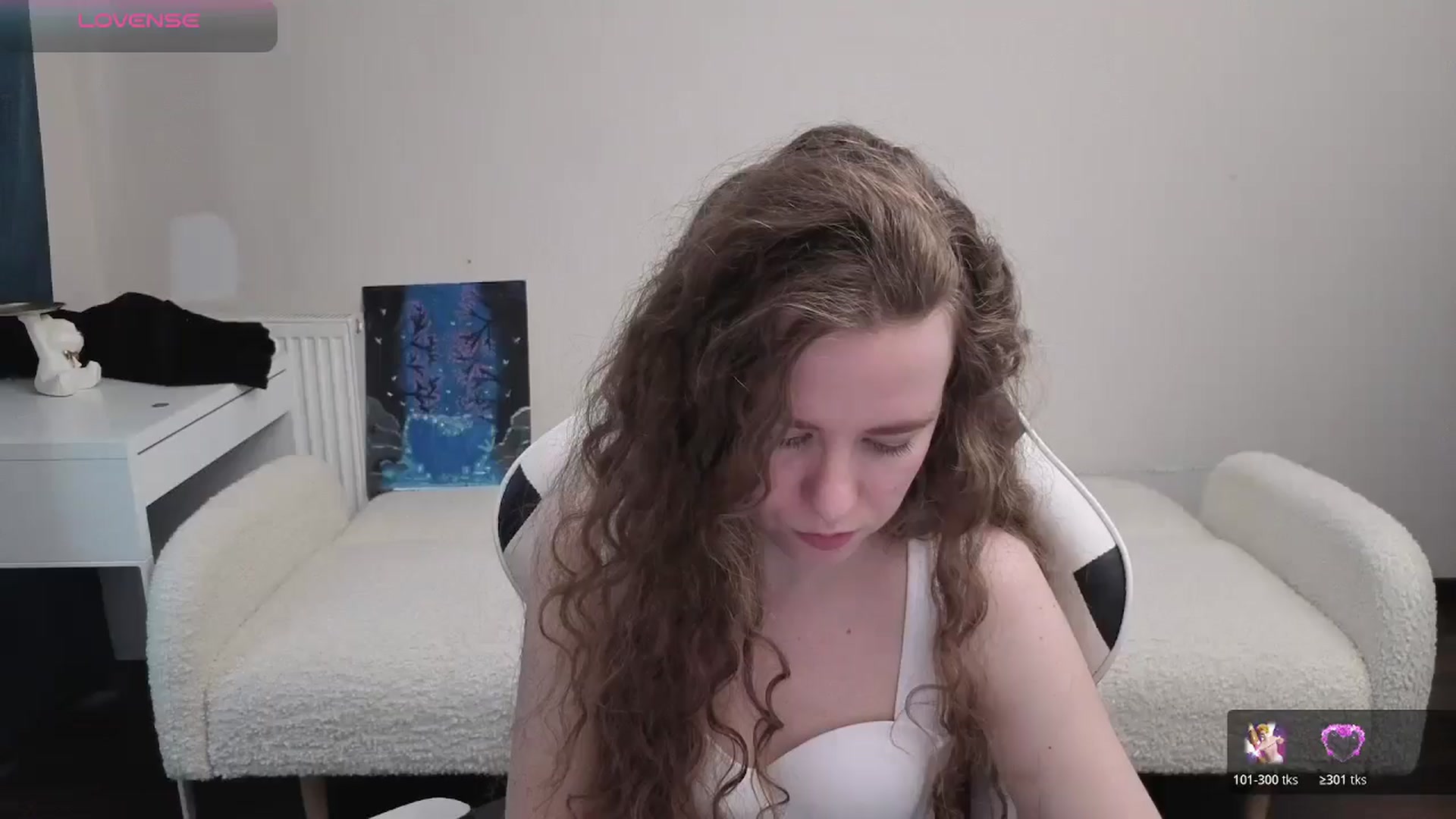 Gallery image thumbnail from BlueFlowerr's myfreecams stream on, 04/09/2026, 17:06 image 1 of 20