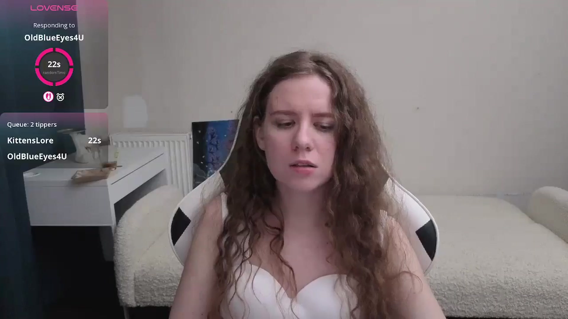 Gallery image thumbnail from BlueFlowerr's myfreecams stream on, 04/09/2026, 21:29 image 14 of 20