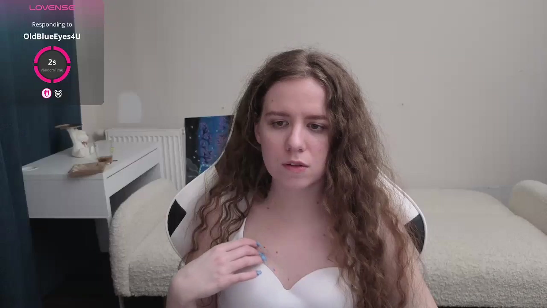 Gallery image thumbnail from BlueFlowerr's myfreecams stream on, 04/09/2026, 21:29 image 15 of 20