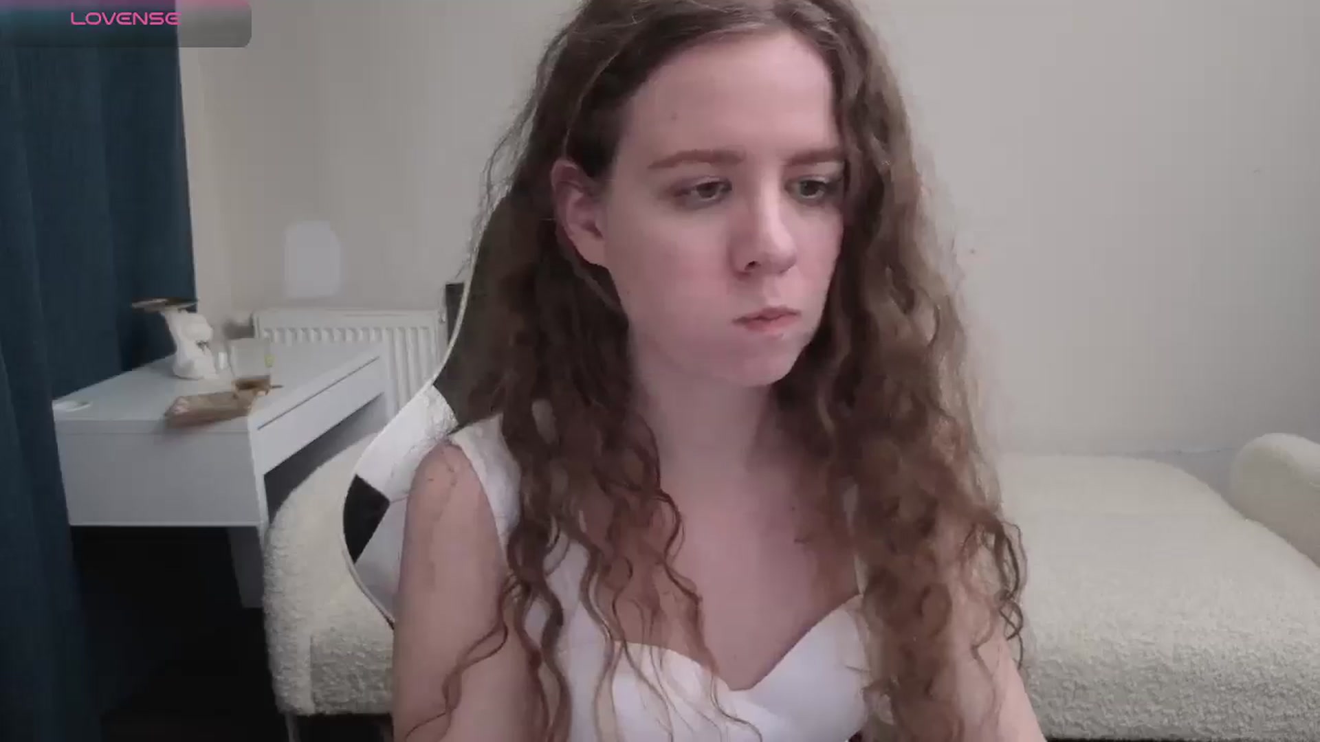 Gallery image thumbnail from BlueFlowerr's myfreecams stream on, 04/09/2026, 21:29 image 12 of 20