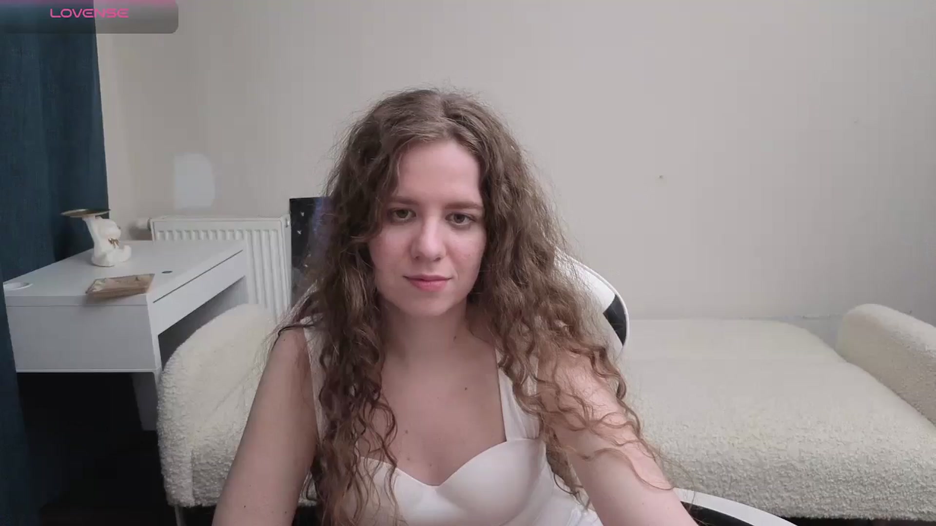 Gallery image thumbnail from BlueFlowerr's myfreecams stream on, 04/09/2026, 22:50 image 9 of 20