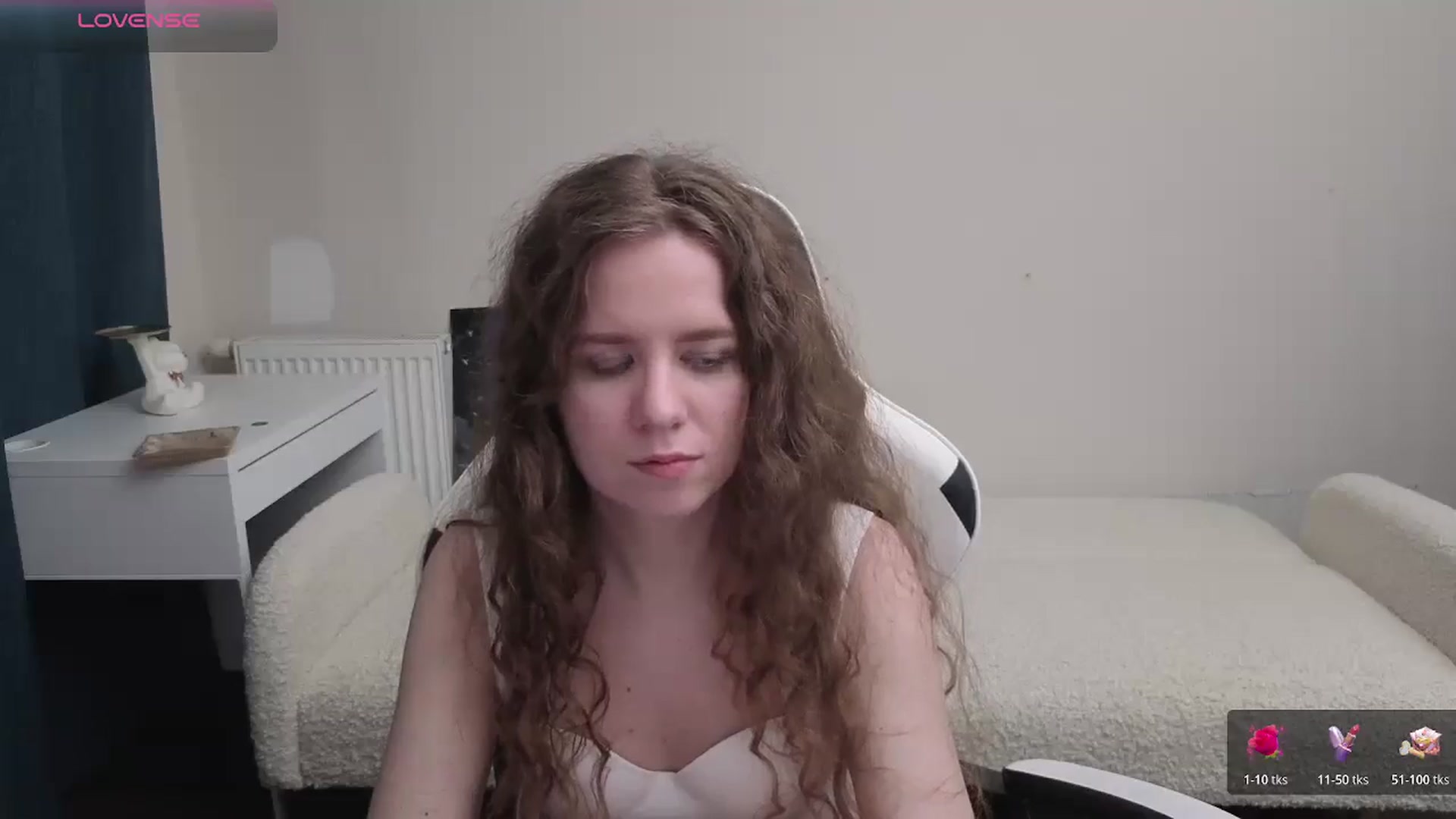 Gallery image thumbnail from BlueFlowerr's myfreecams stream on, 04/09/2026, 22:50 image 7 of 20