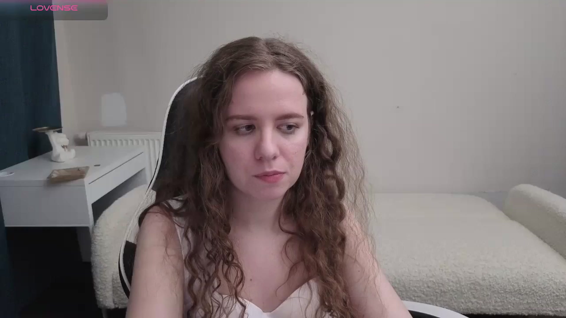 Gallery image thumbnail from BlueFlowerr's myfreecams stream on, 04/09/2026, 22:50 image 18 of 20