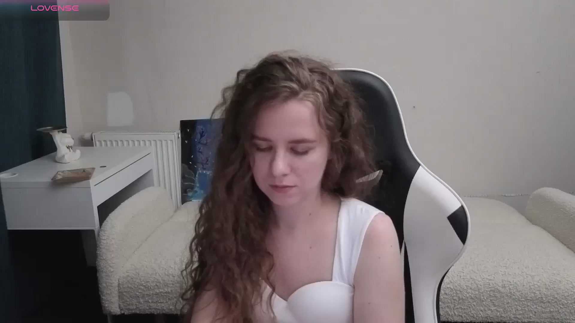 Gallery image thumbnail from BlueFlowerr's myfreecams stream on, 04/09/2026, 23:49 image 10 of 20
