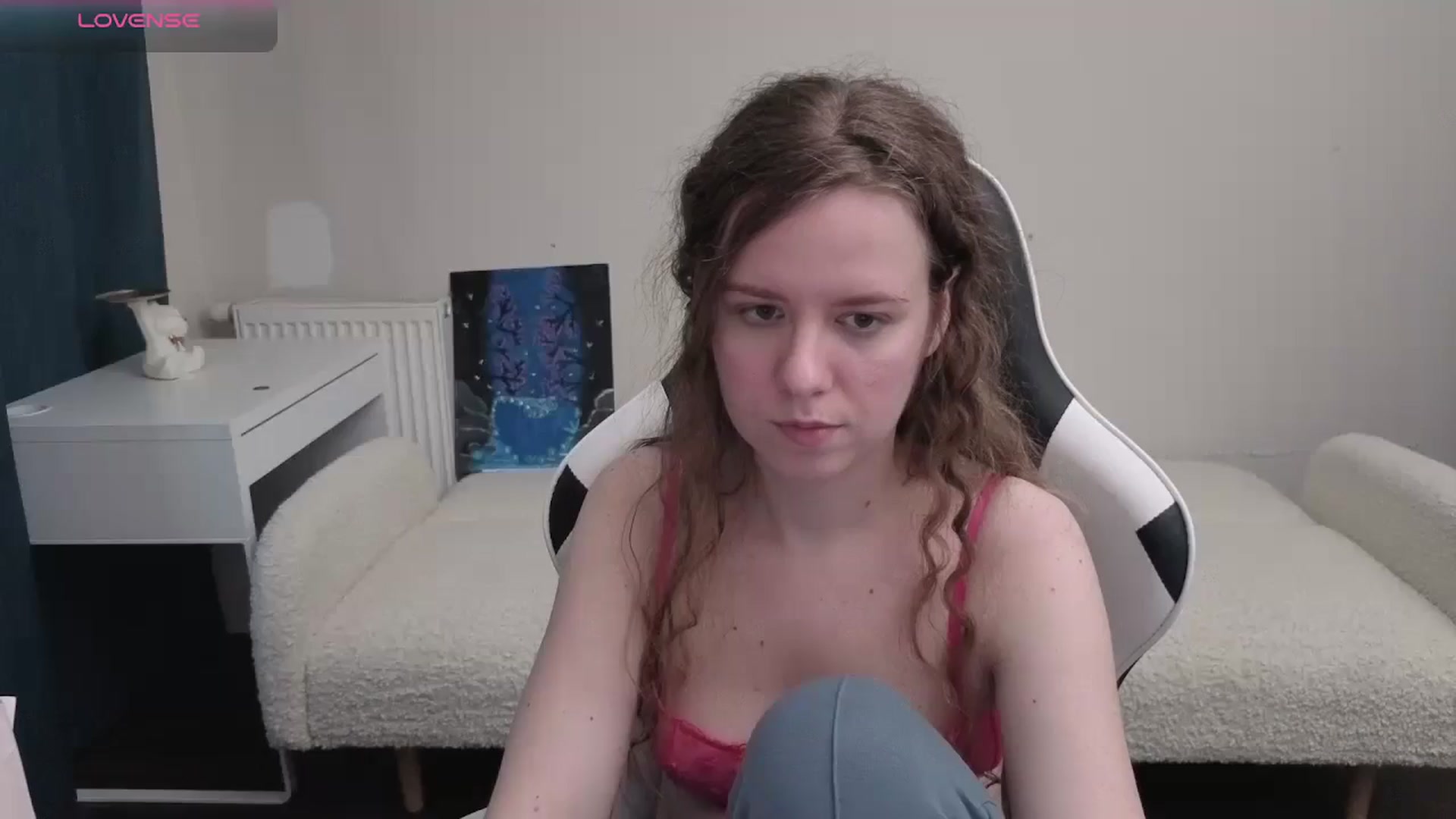 Gallery image thumbnail from BlueFlowerr's myfreecams stream on, 04/10/2026, 17:08 image 13 of 20