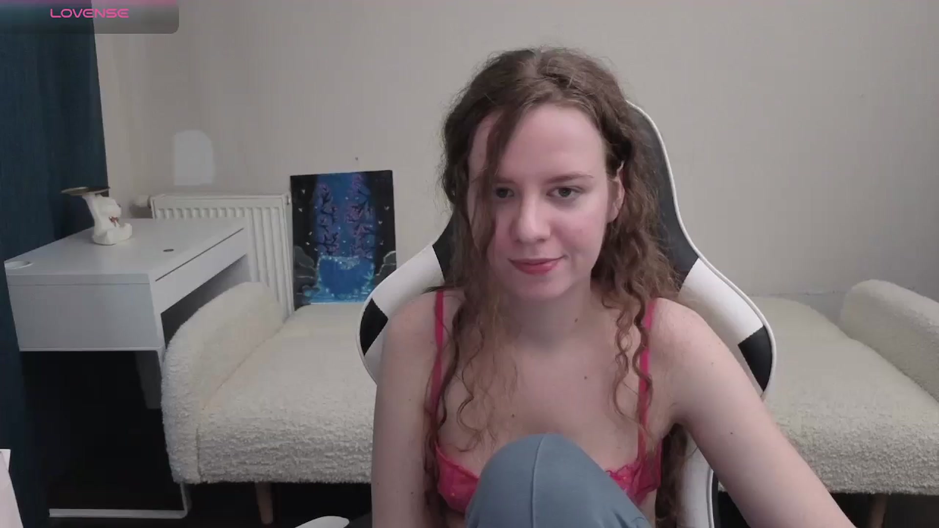 Gallery image thumbnail from BlueFlowerr's myfreecams stream on, 04/10/2026, 17:08 image 2 of 20
