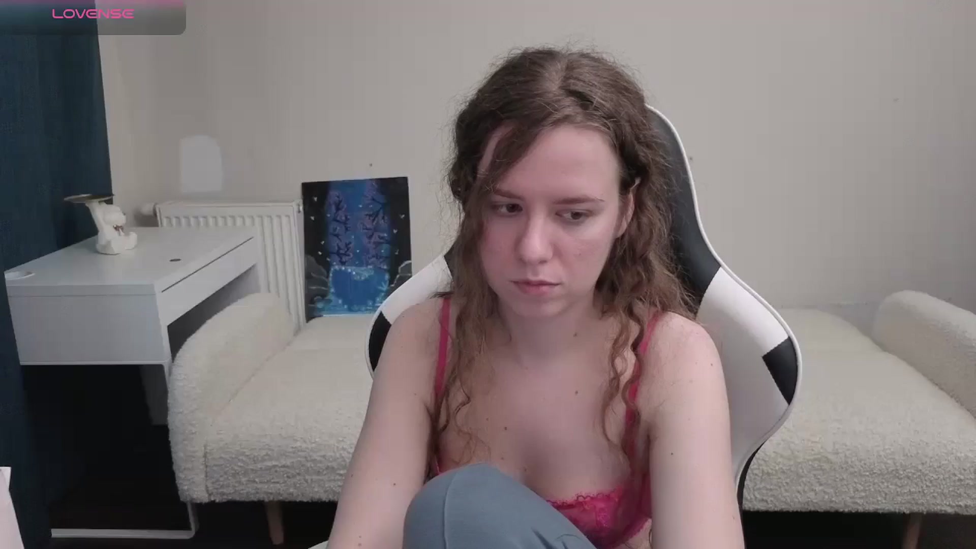 Gallery image thumbnail from BlueFlowerr's myfreecams stream on, 04/10/2026, 17:08 image 9 of 20