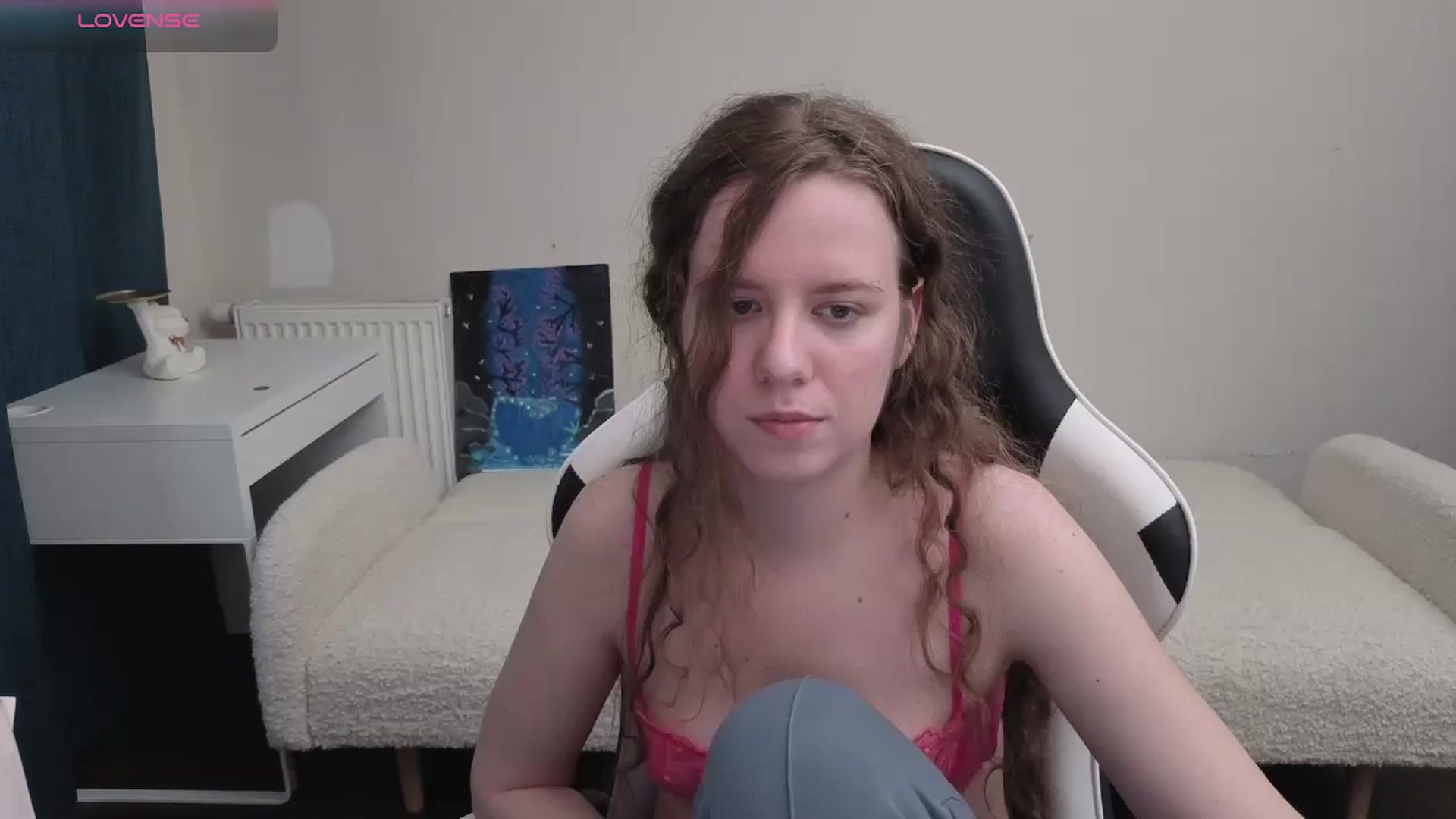 Gallery image thumbnail from BlueFlowerr's myfreecams stream on, 04/10/2026, 17:08 image 6 of 20